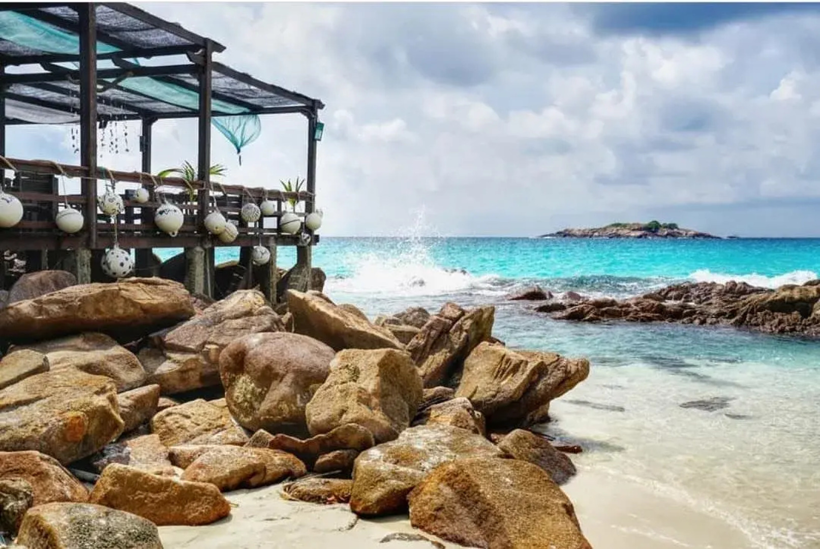 Redang Holiday Beach Villa