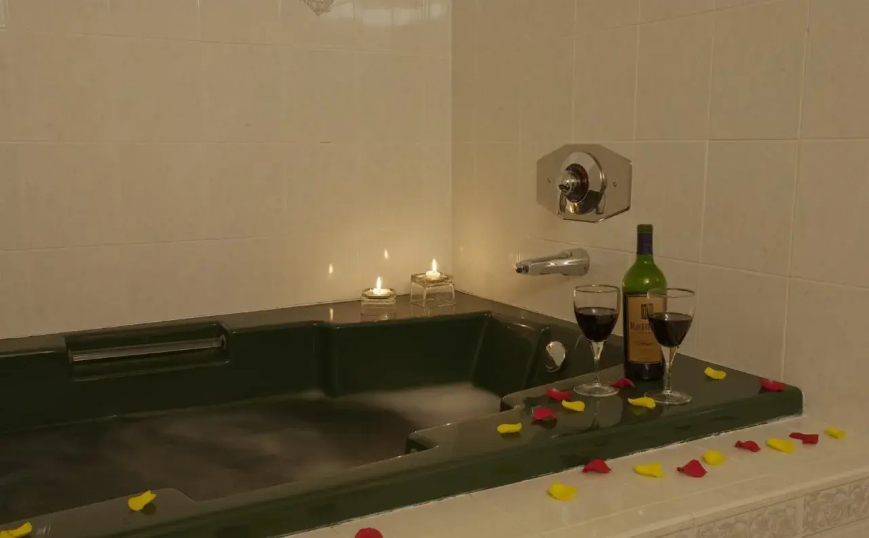 Americas Best Value Inn & Suites - Wine Country