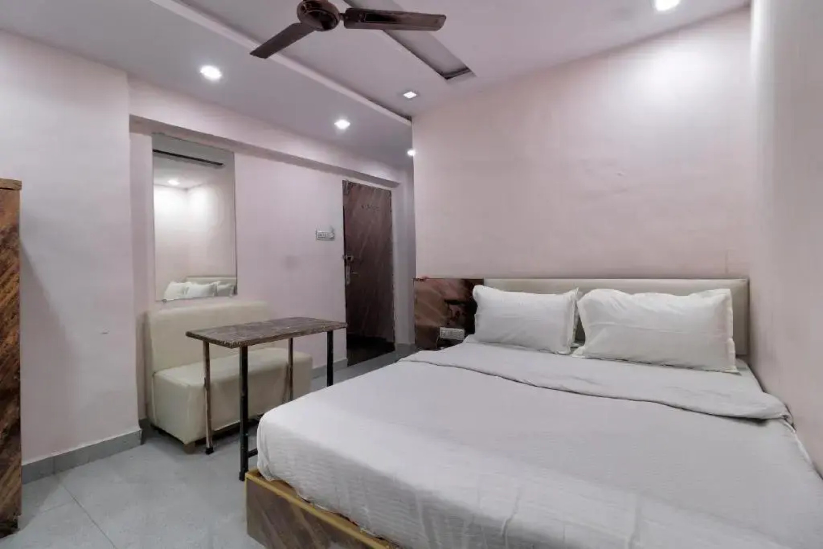 Hotel Anantha by WB Inn