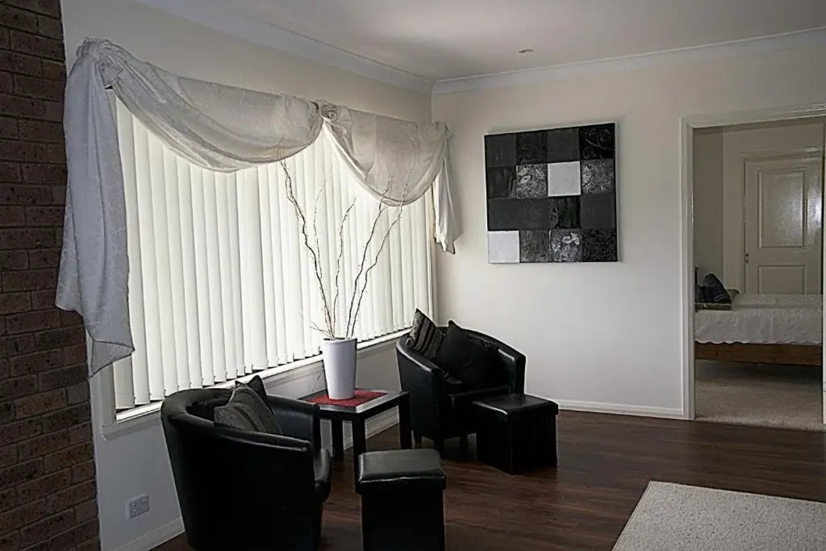 Cole House Apartments