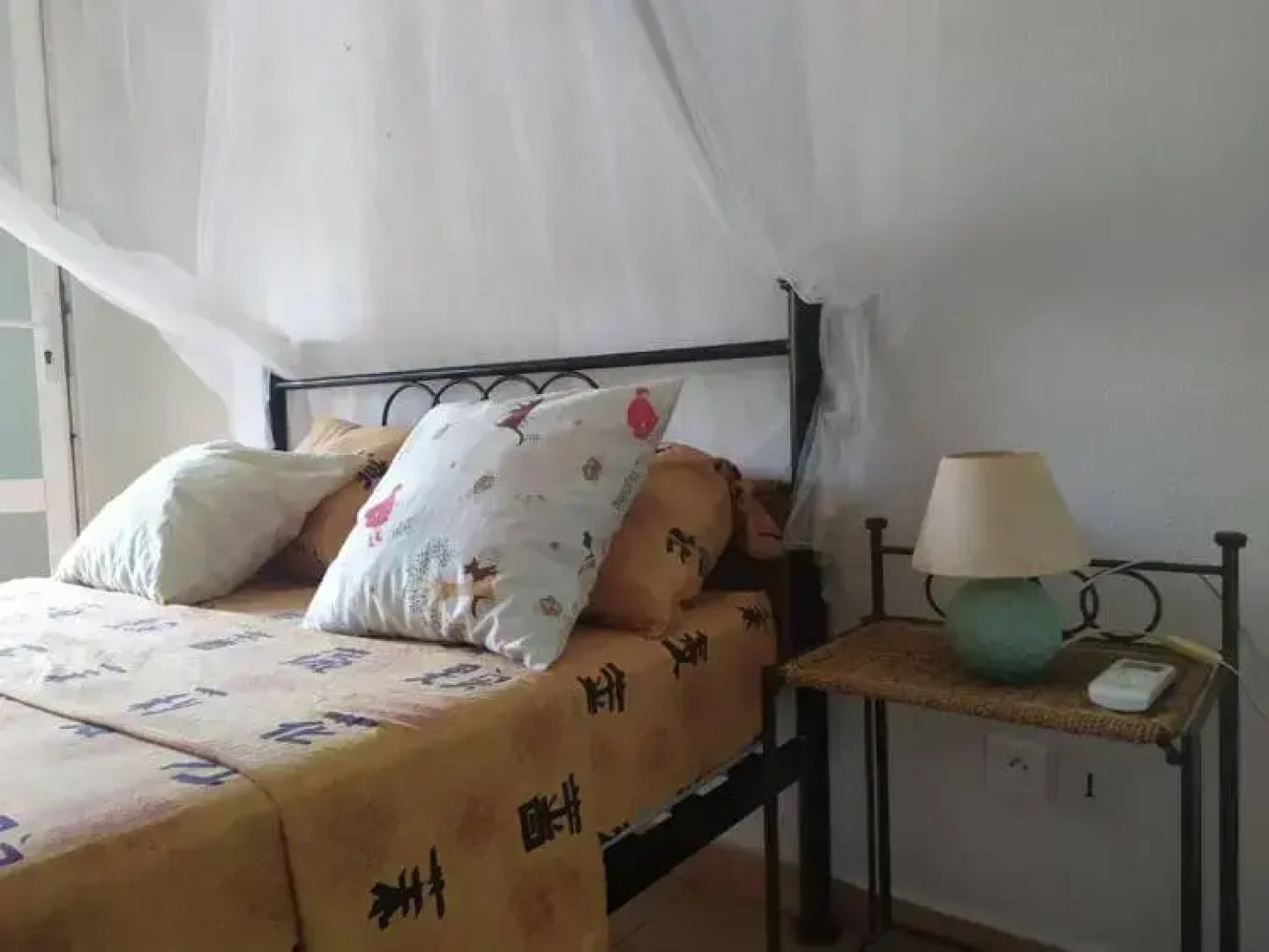 Charmant appartement en bord de mer avec piscine