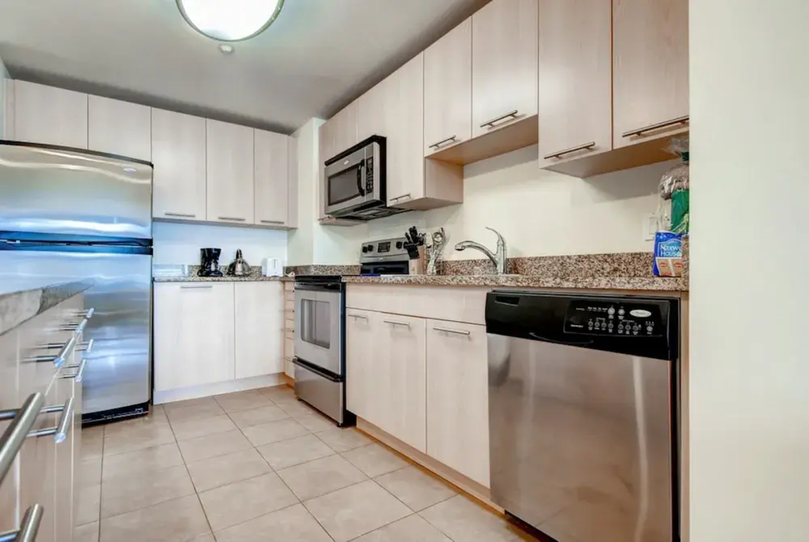 Global Luxury Suites at White Plains