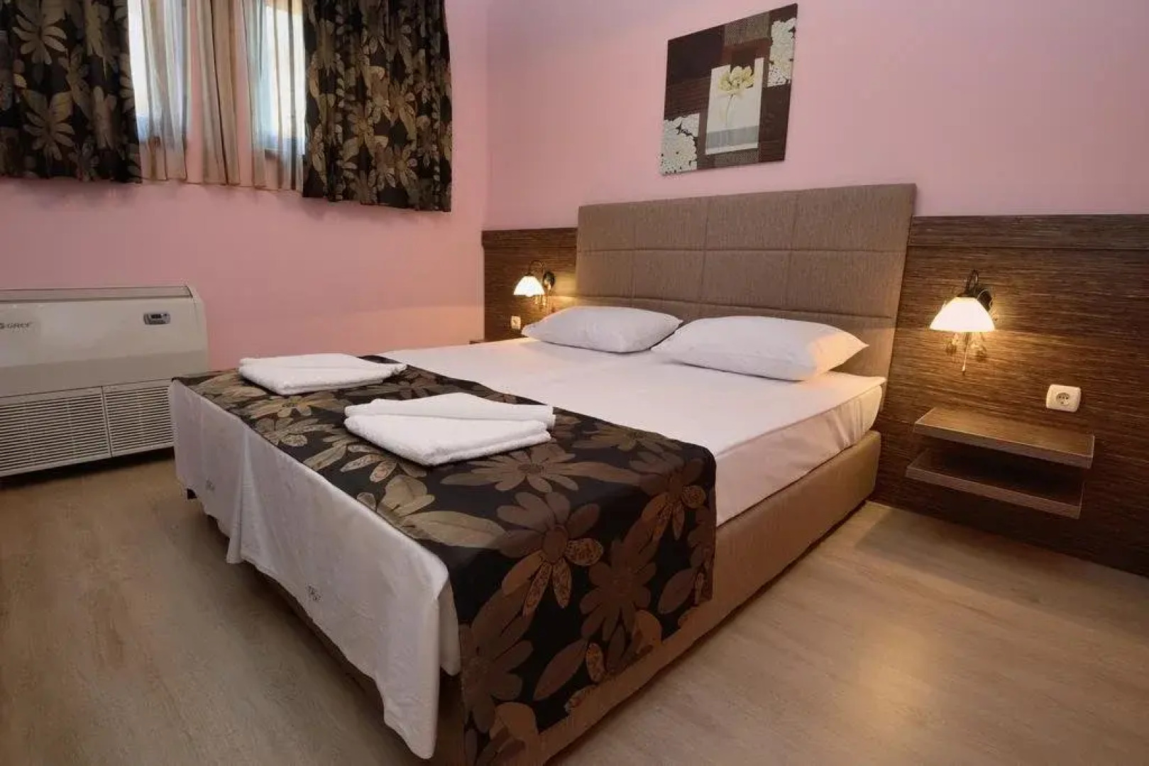 Kamilite Family Hotel