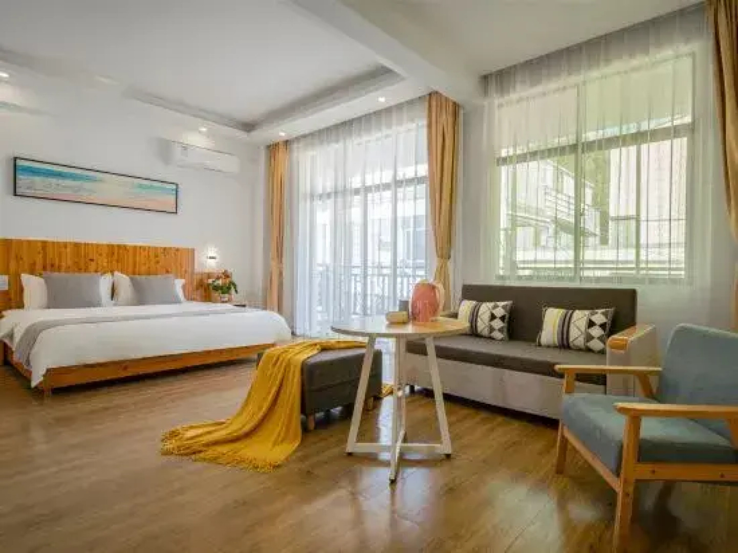 Sanya Light and Shadow Year-round Travel Rental (Yalong Bay Tropical Paradise Forest Park)