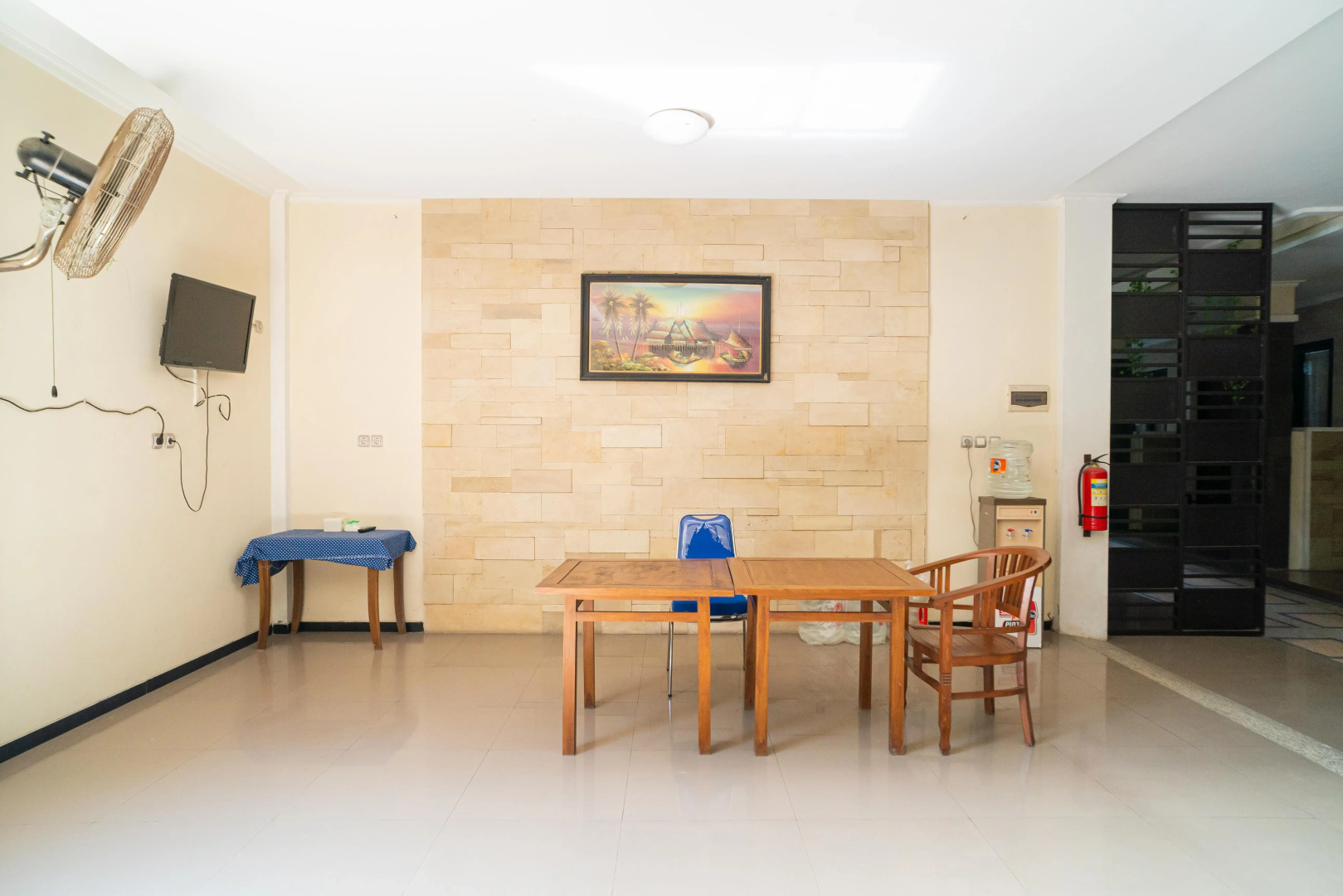 RedDoorz Plus Syariah @ Jalan Dokter Wahidin Bojonegoro