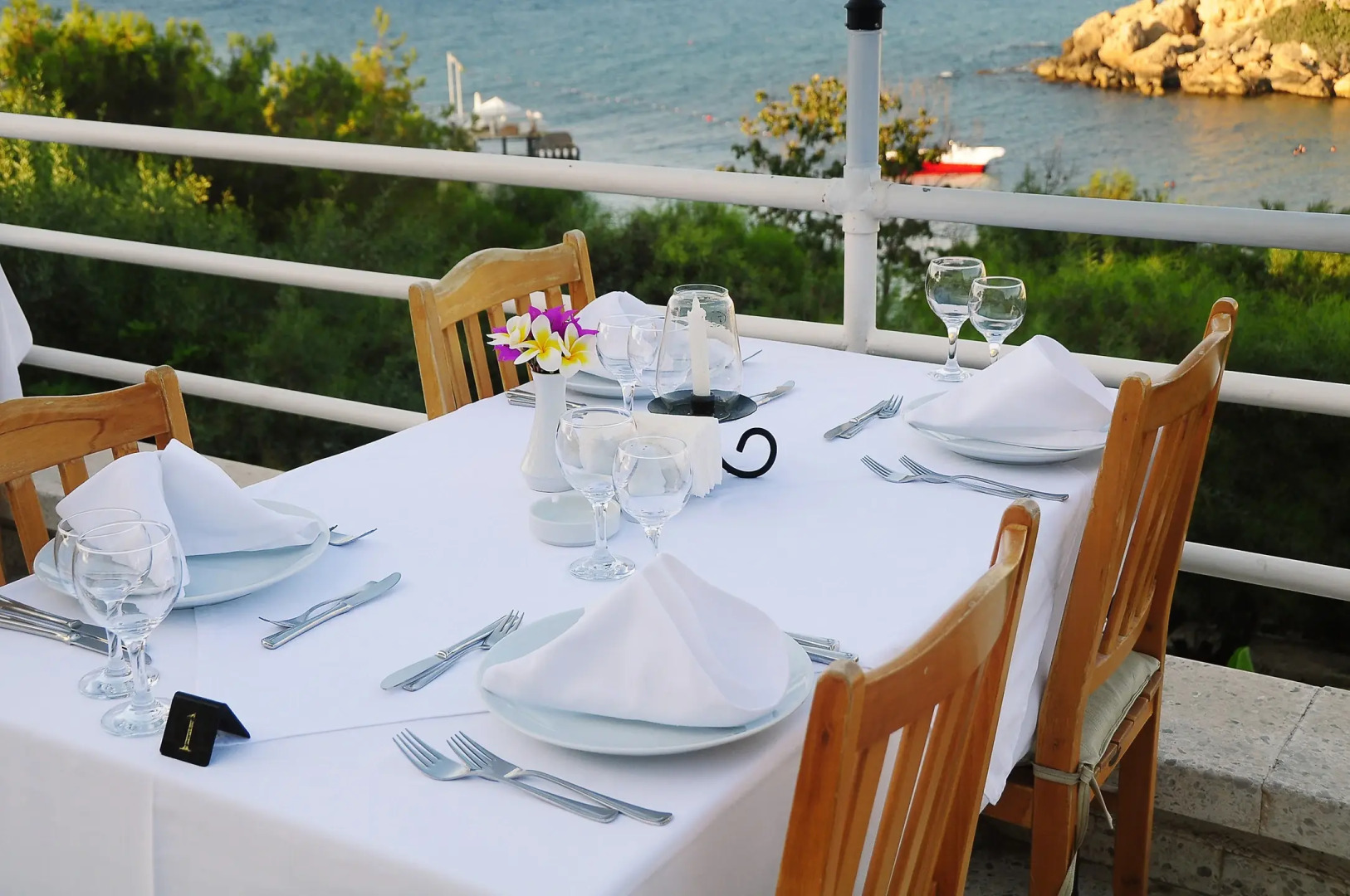 Denizkizi & Denizkizi Royal Hotel