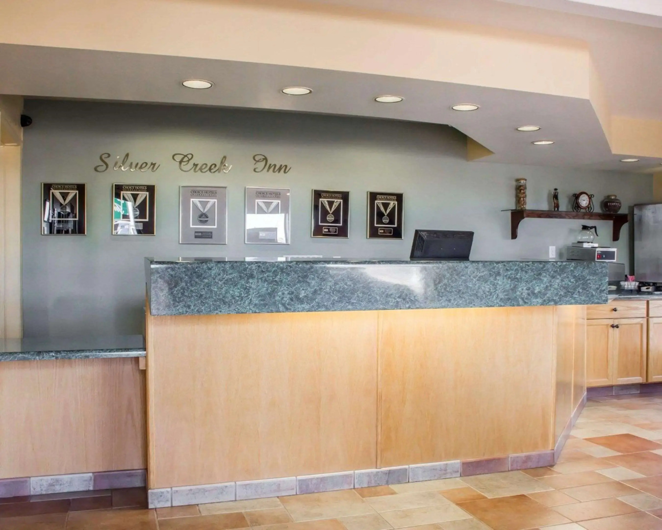 Rodeway Inn Silver Creek Inn