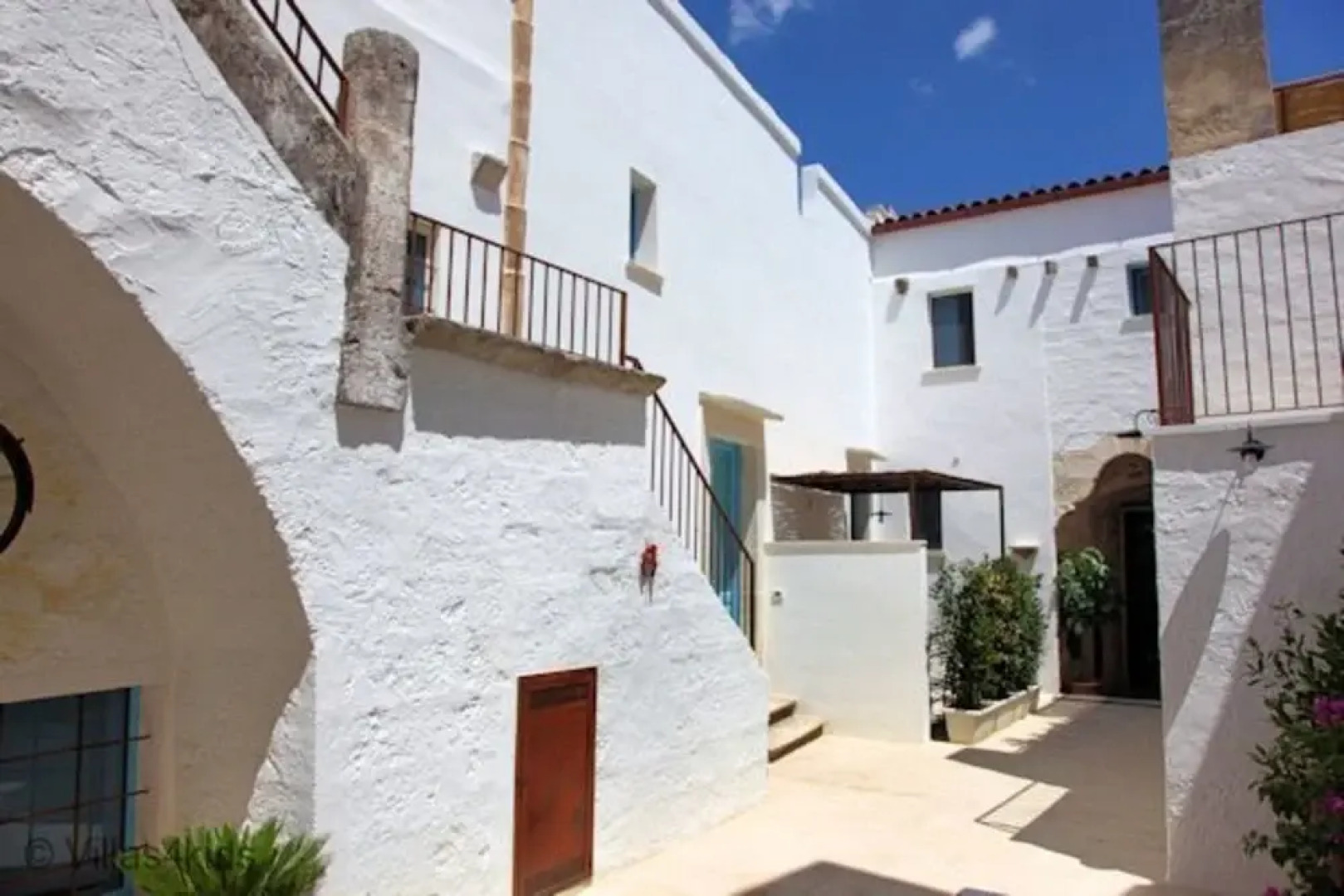 The Courtyard - Anna