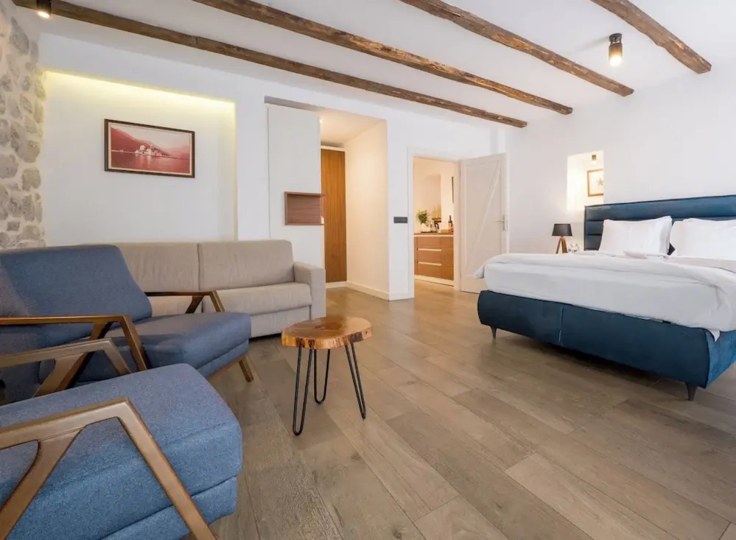 Conte Hotel & Restaurant