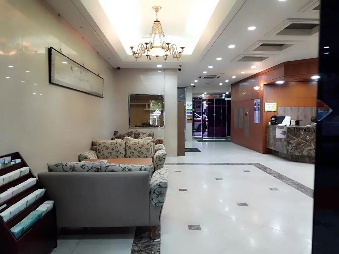 Gallery Tourist Hotel