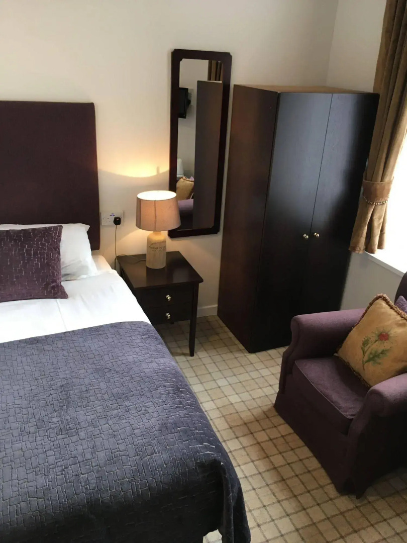 Invernairne Guest House