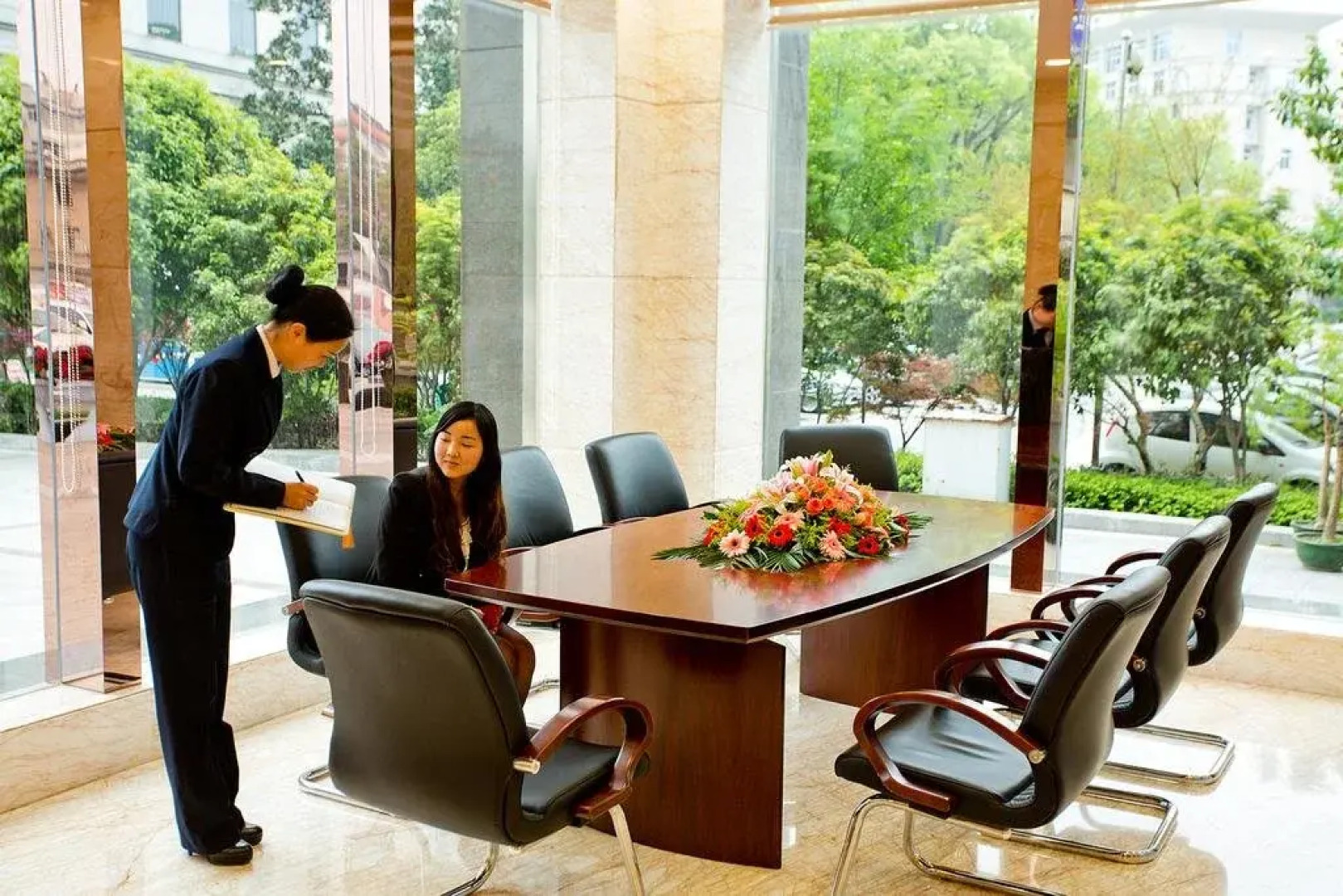 Yichang Jinshi Hotel