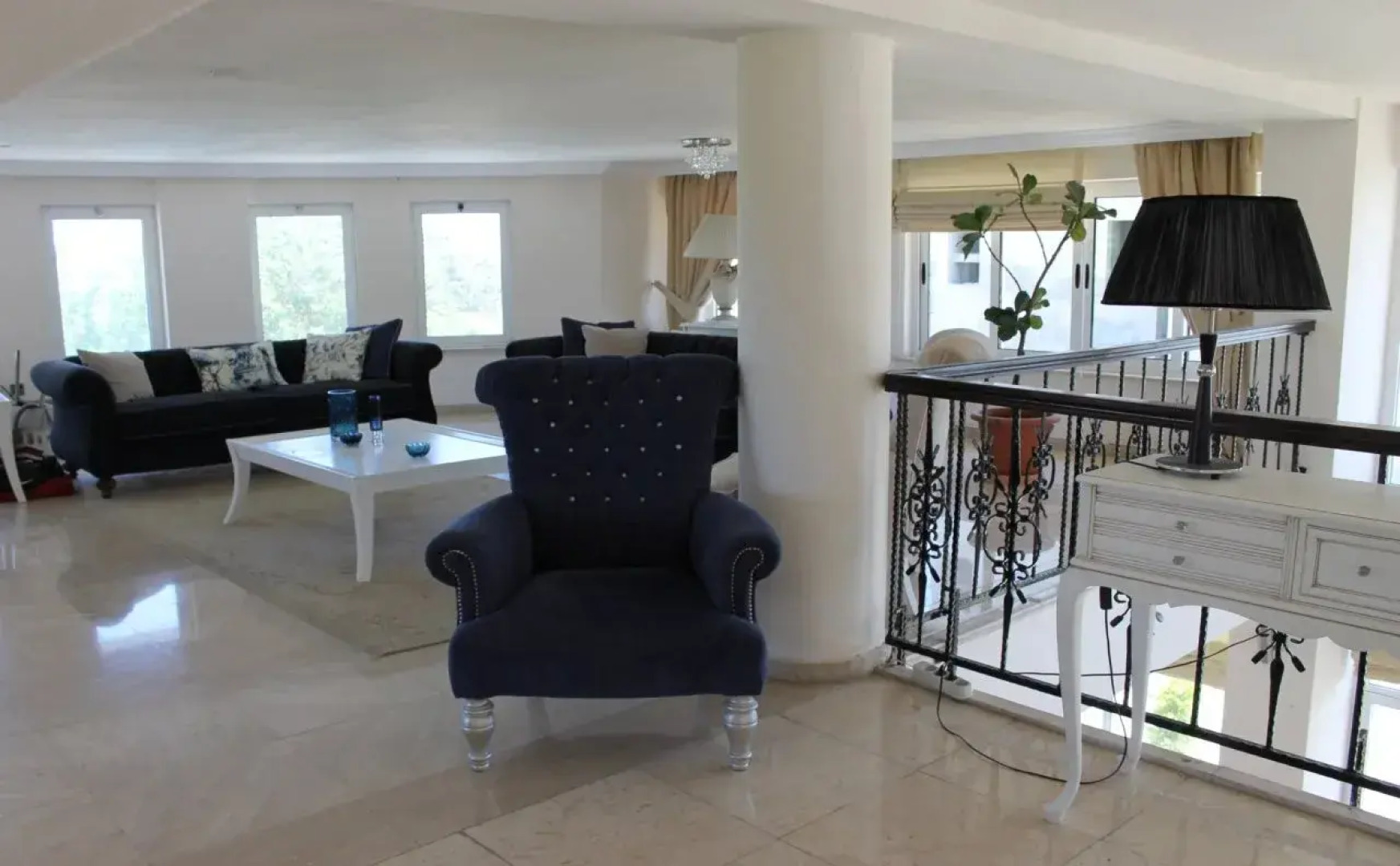 The Prince Inn Hotel & Villas