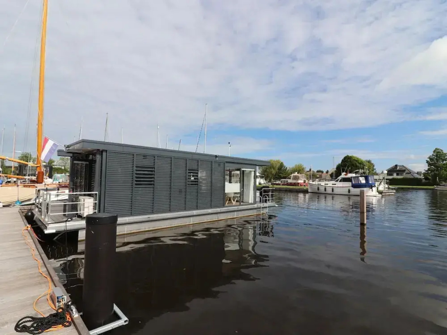 Houseboat in Lemmer With Harbor Views