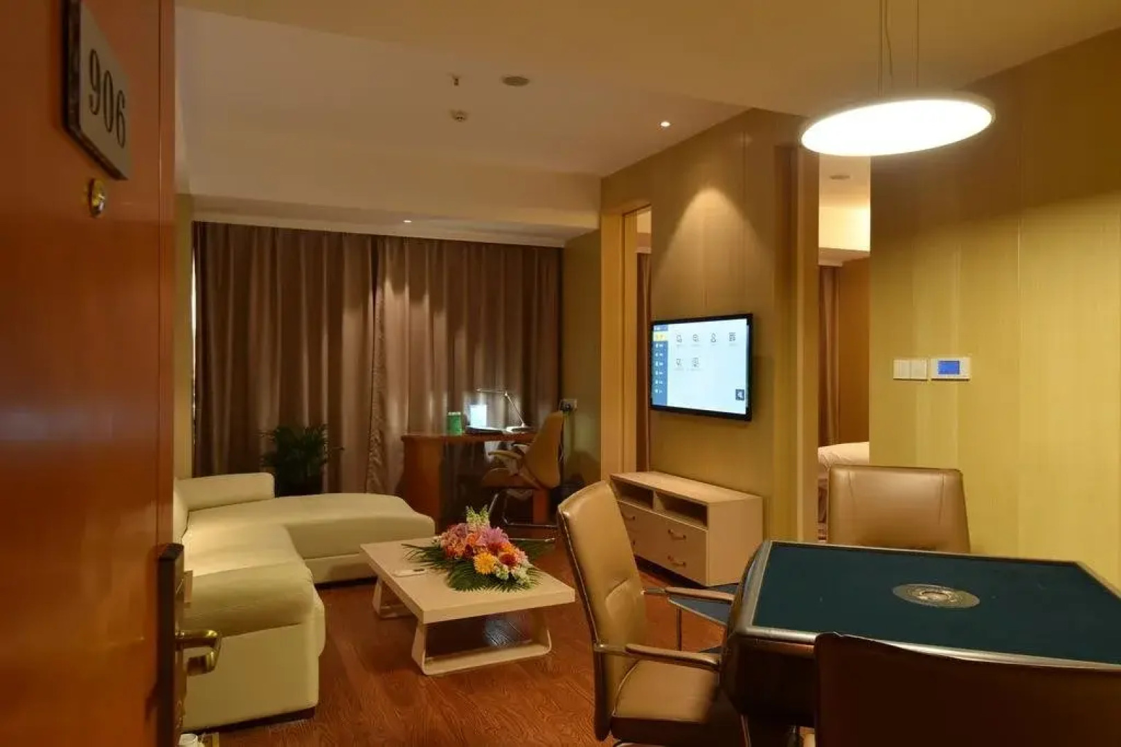 Kunming Long Teng Hotel