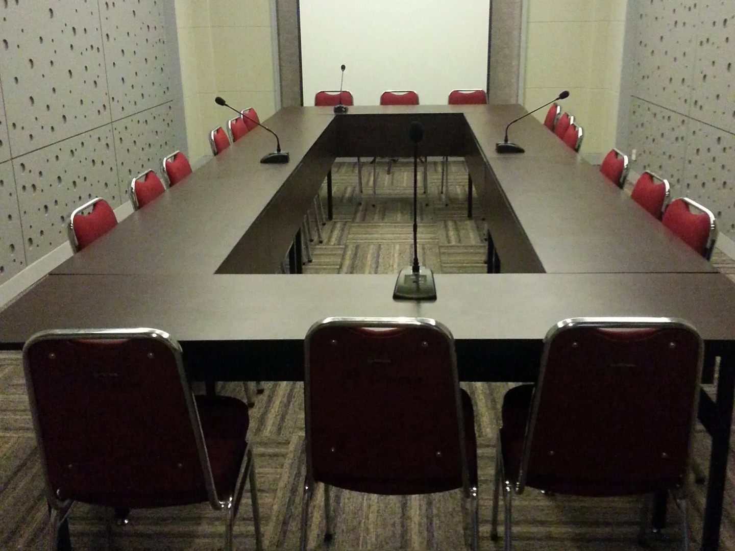 ILLIRA Lite Praya Lombok