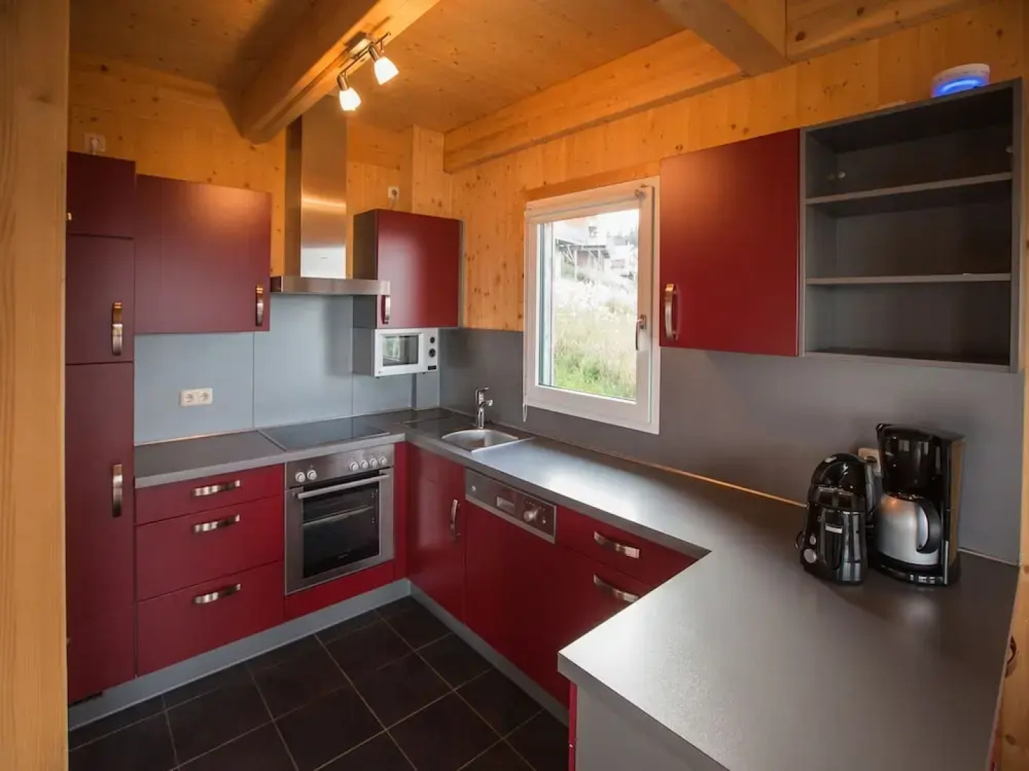 Cozy Chalet near Ski Area in Klippitztörl