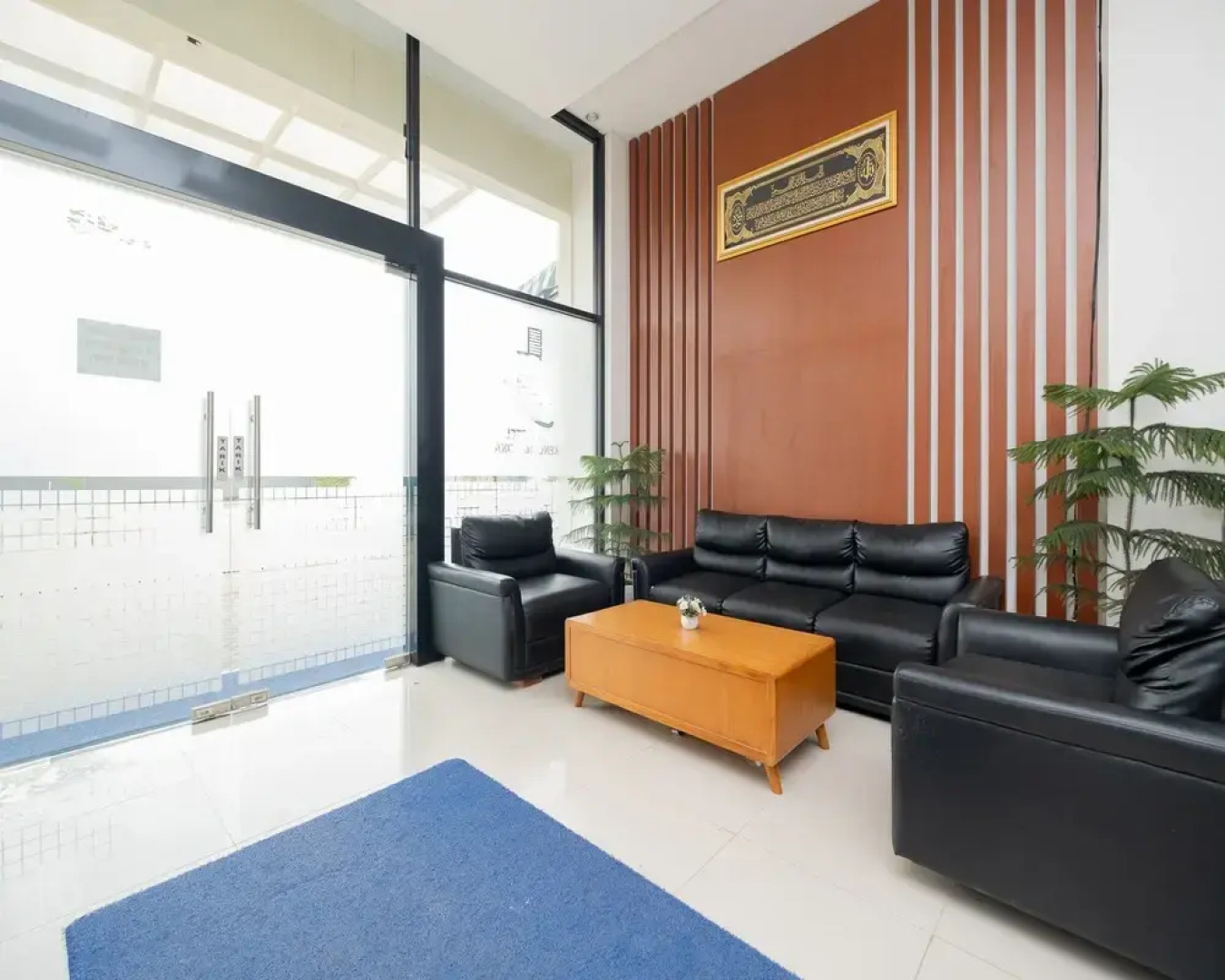 RedLiving Syariah Apartemen MKostel - Tower A1 Kencana Loka