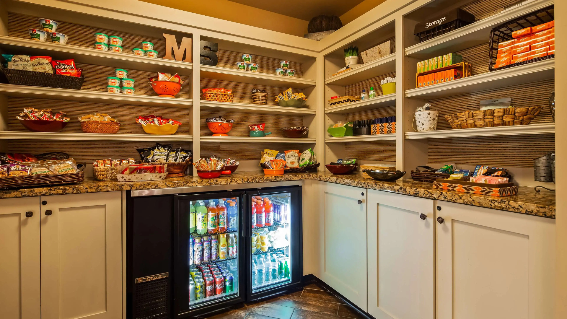 Best Western Plus Tupelo Inn & Suites