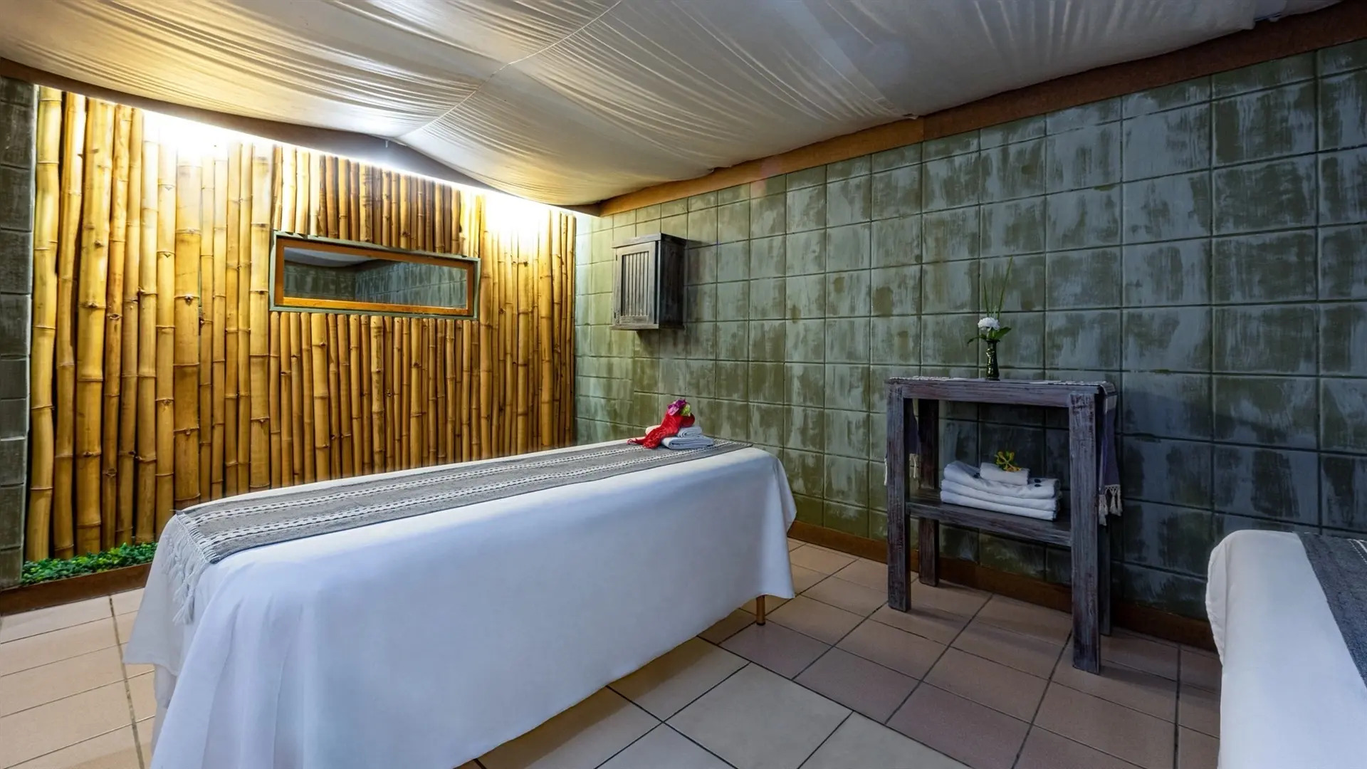 Park Royal Beach Huatulco – All Inclusive