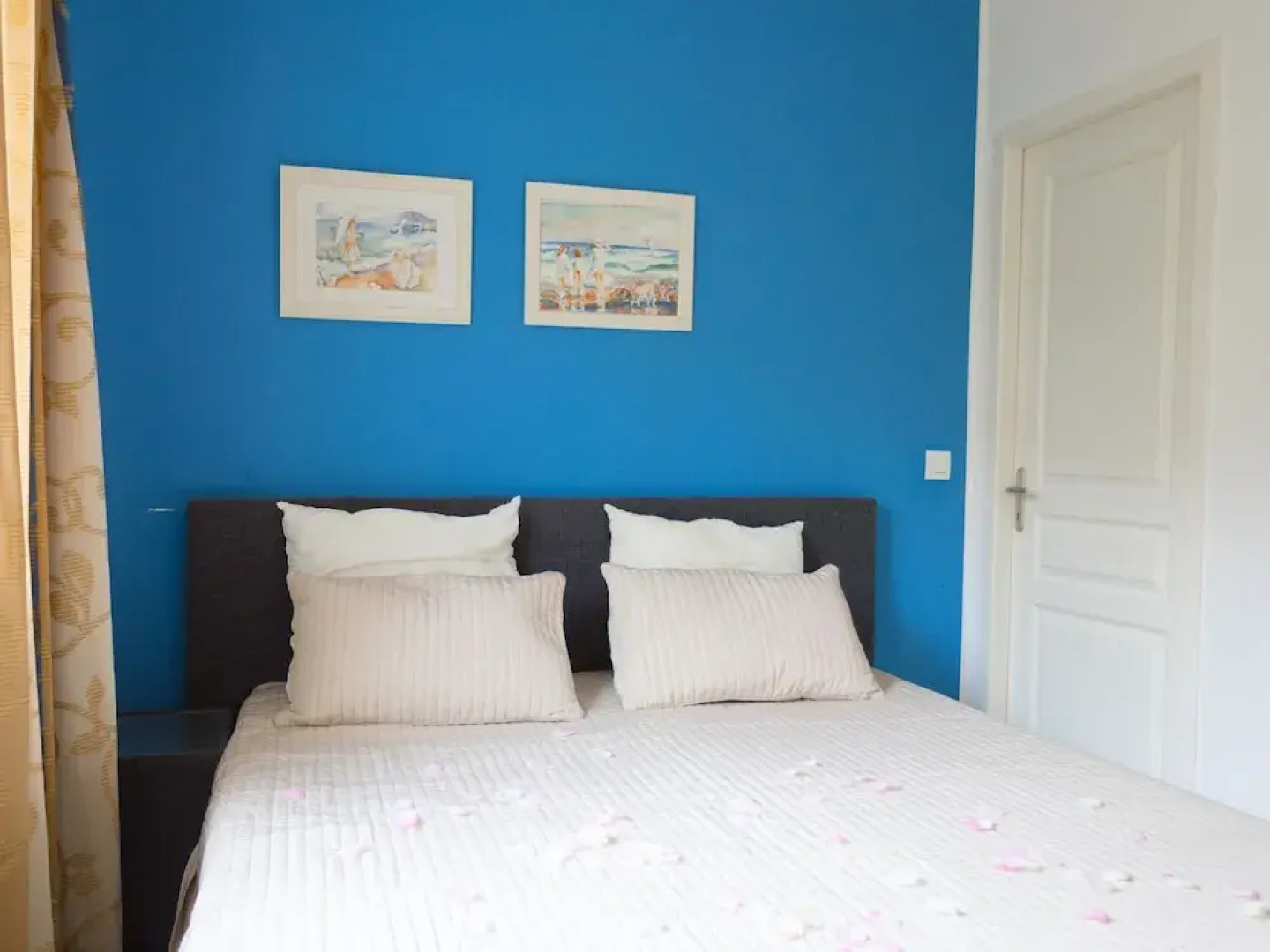 Spacious Luxury Villa With Heated Swimming Pool, Jacuzzi, Stunning Views and Plenty of Privacy