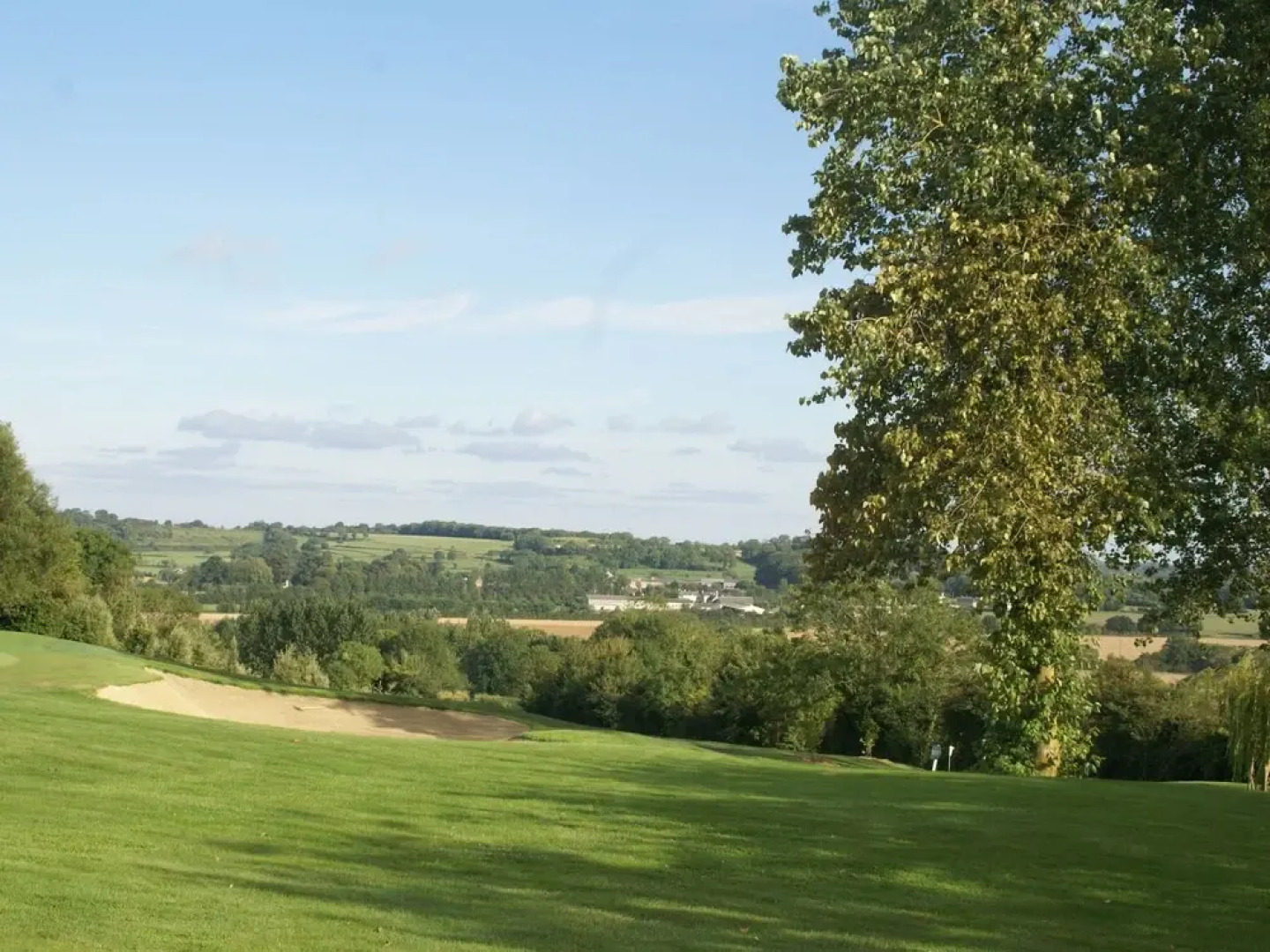 Modern Apartment With Buth tub Near the Historic Omaha Beach