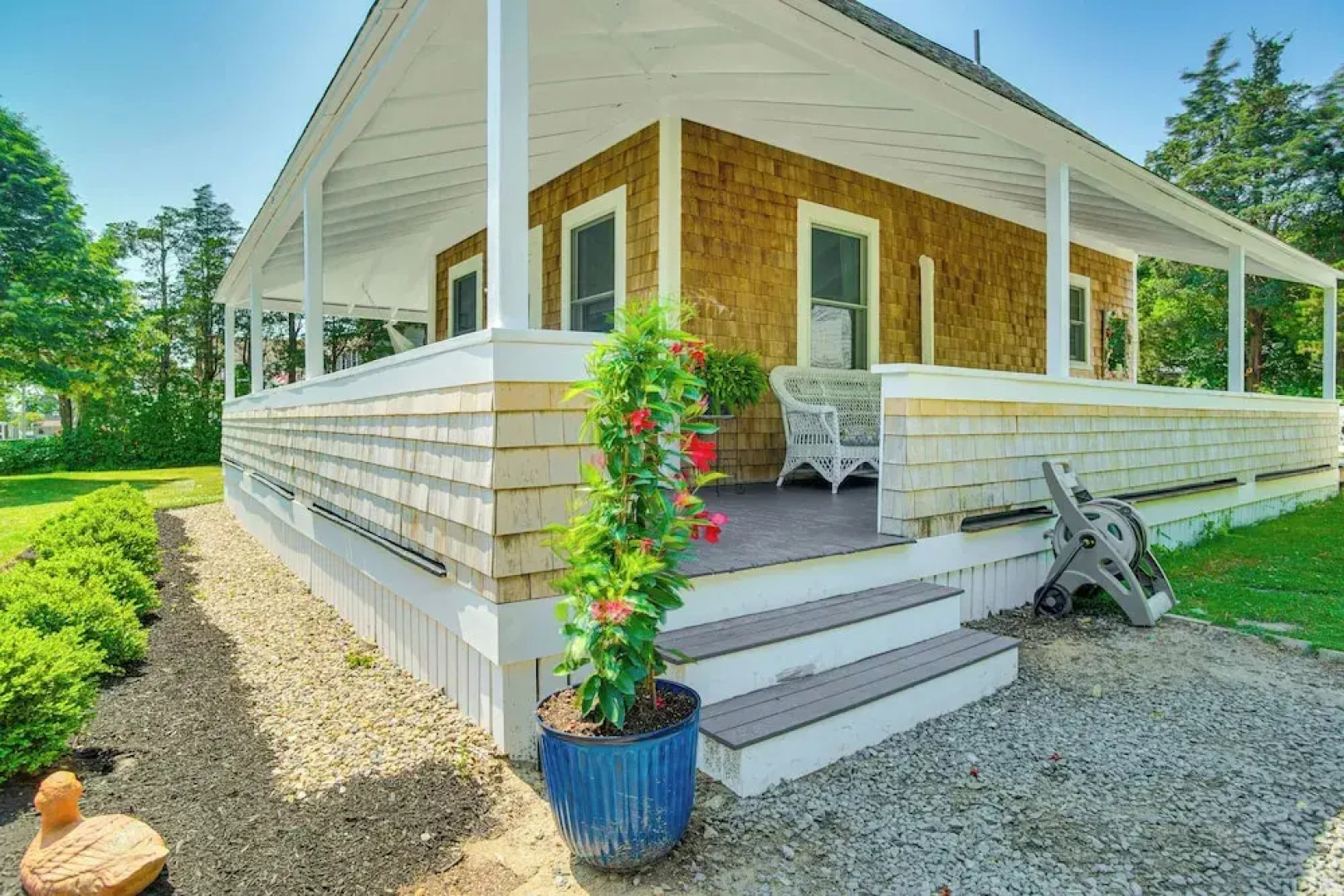 Pocasset Home w/ Kayaks & Bikes: Walk to 2 Beaches