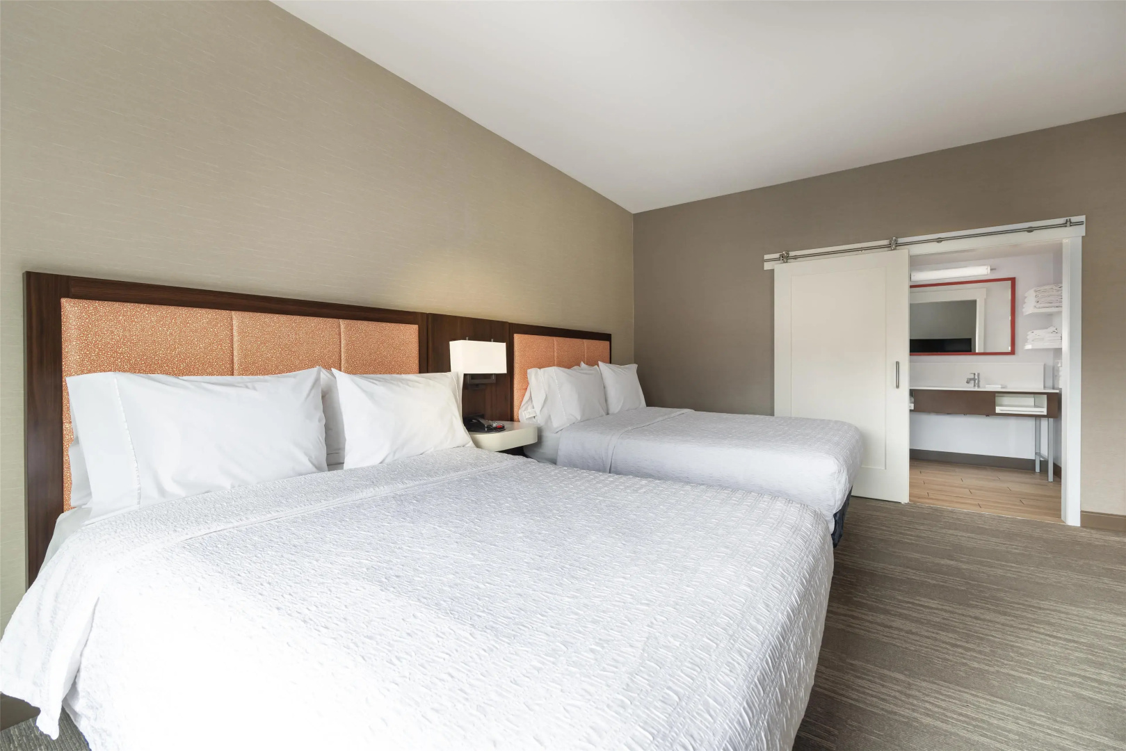 Hampton Inn & Suites Logan