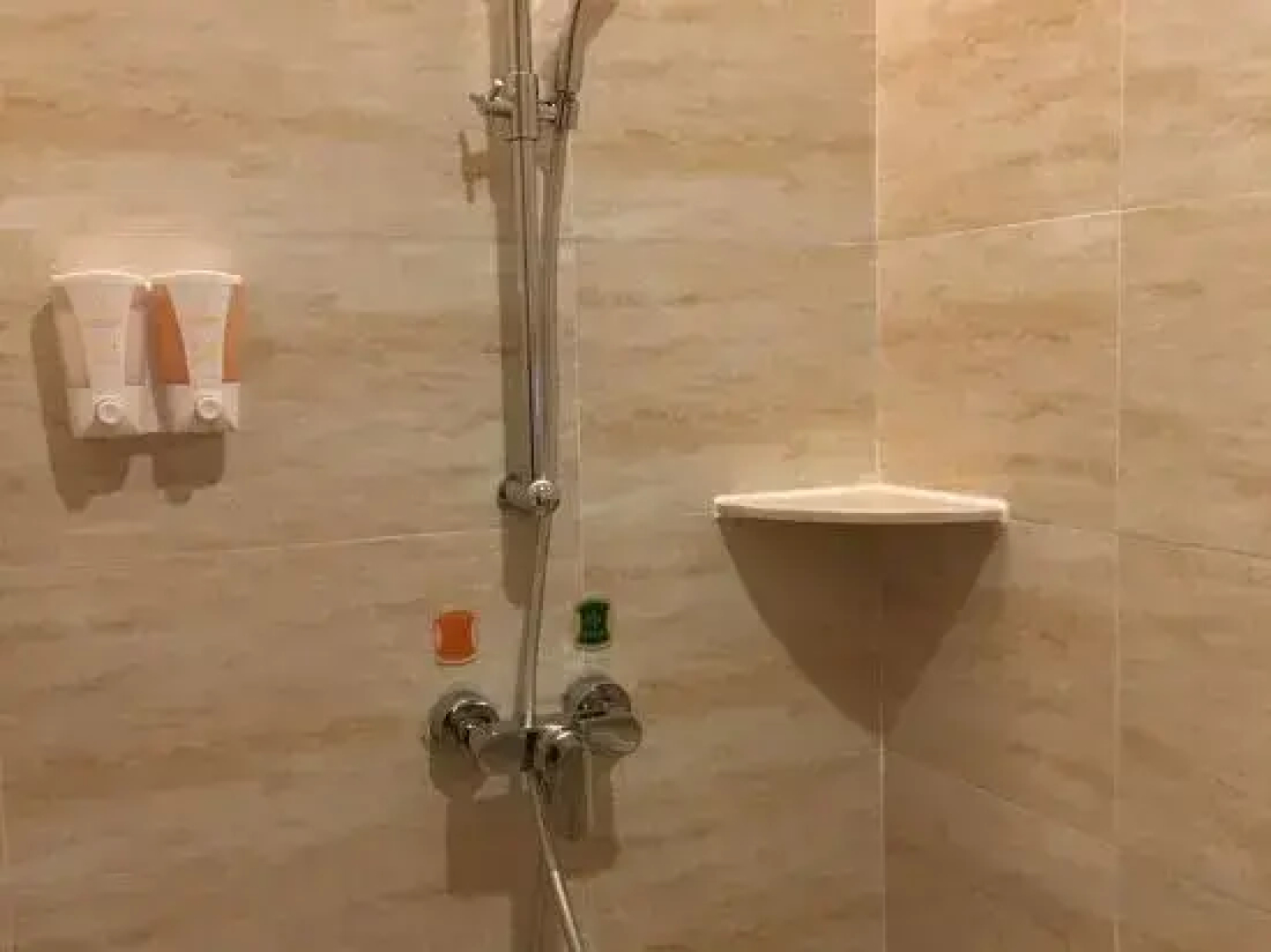 Vienna International Hotel Chenzhou Wuling Square
