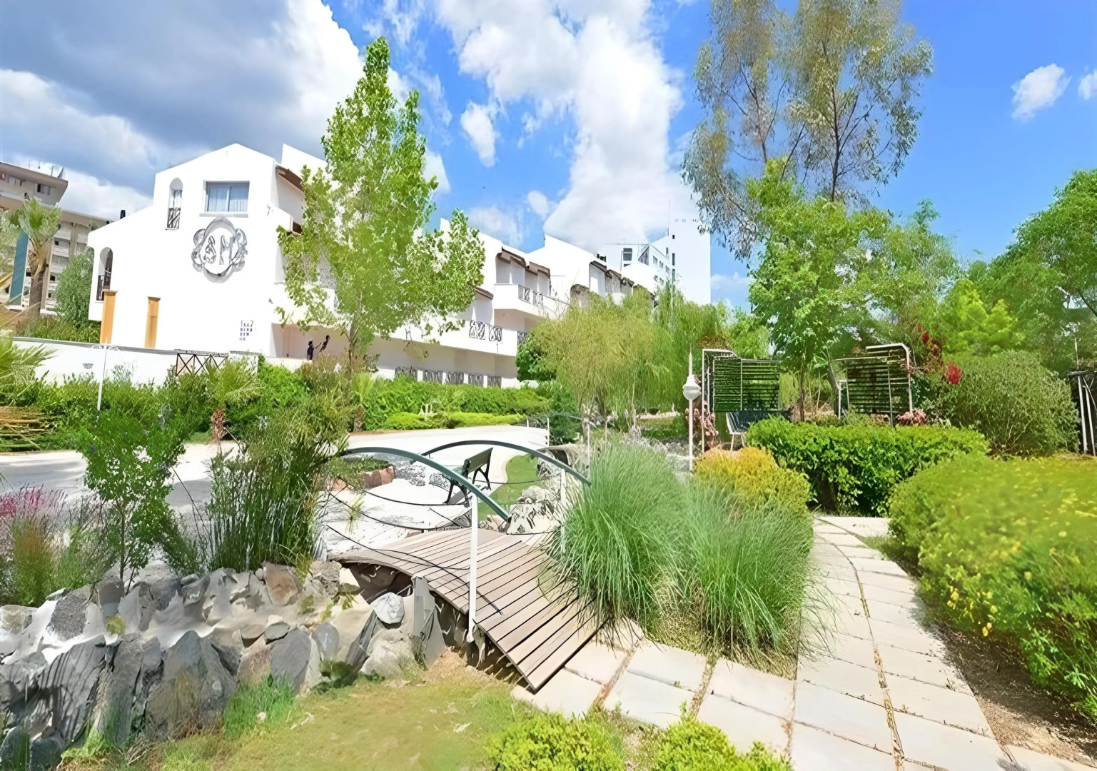 Sentinus Beach Hotel