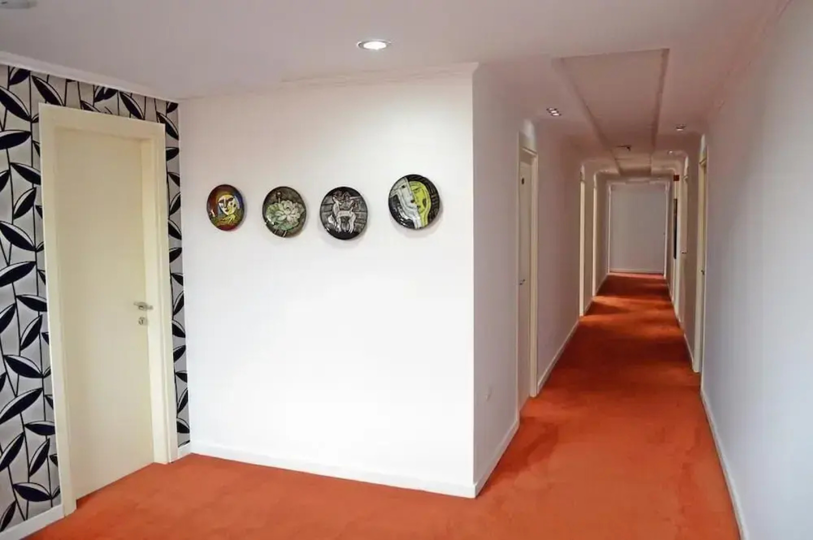 Select City Center Hotel