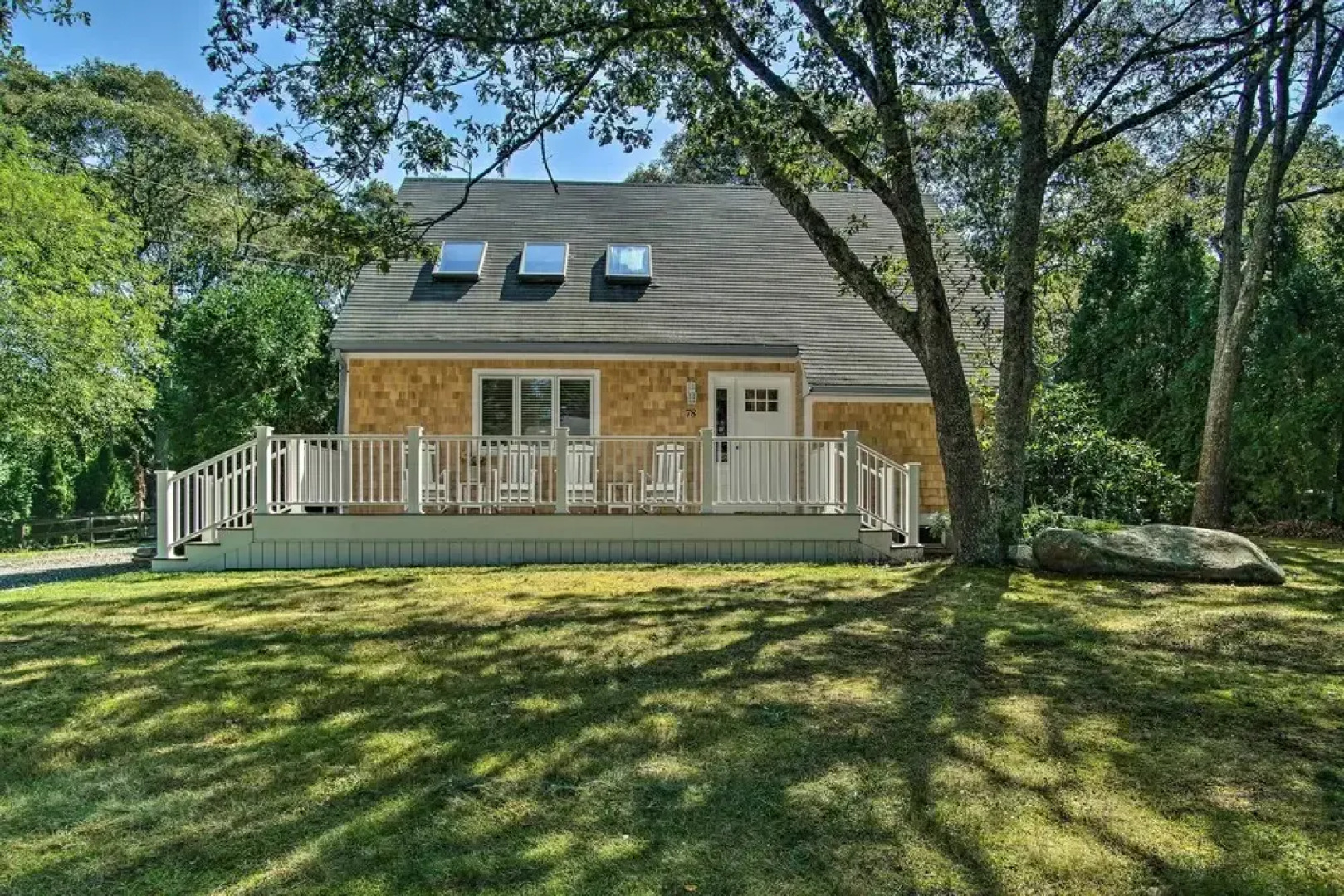 Vineyard Gem < 2 Mi to Beach & Oak Bluffs!