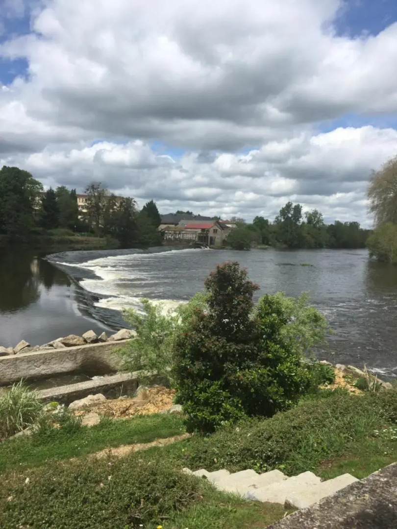 The Two Vines 2 Bed House in Chez Ravard