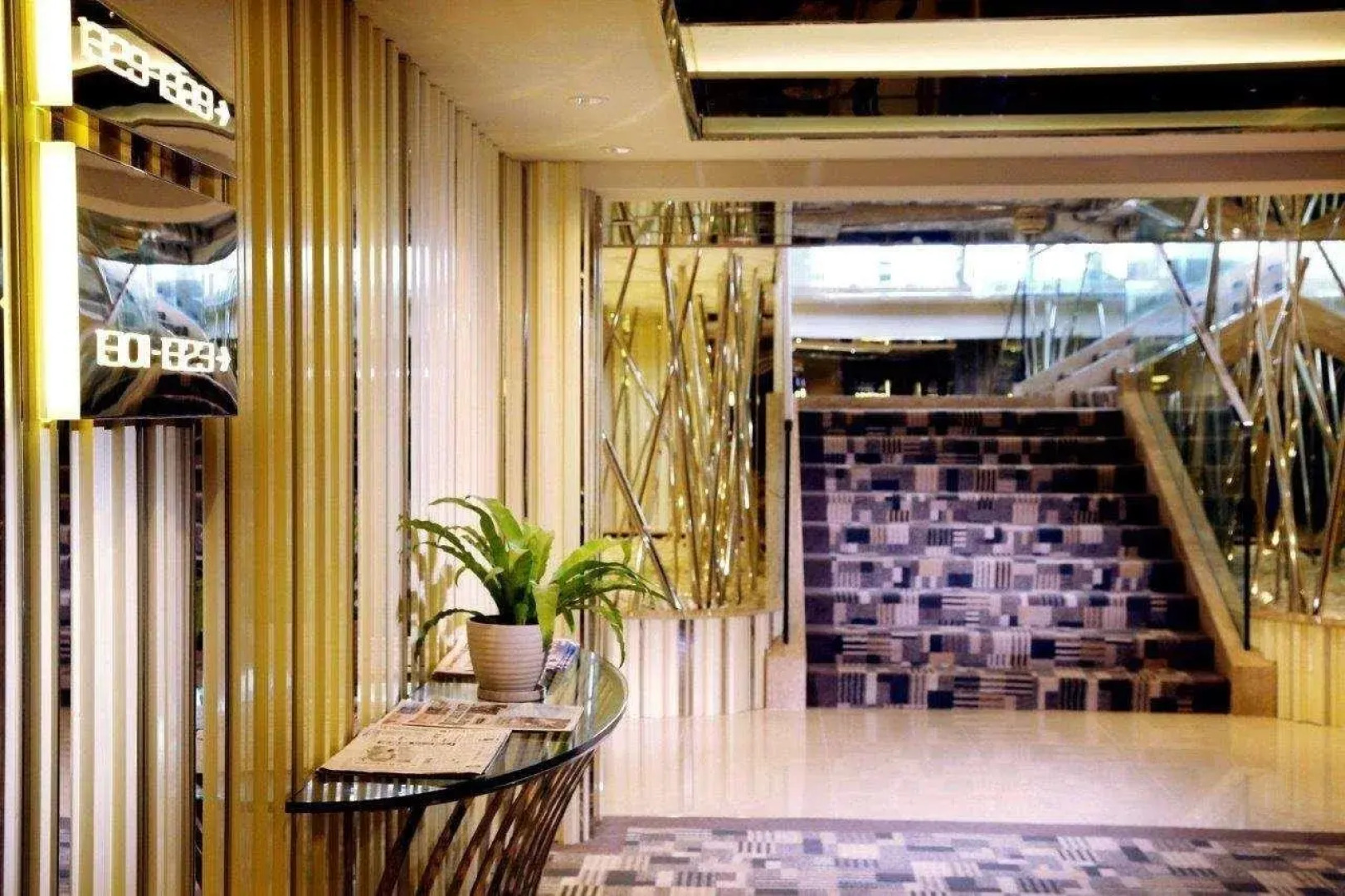 Regal Oriental Hotel