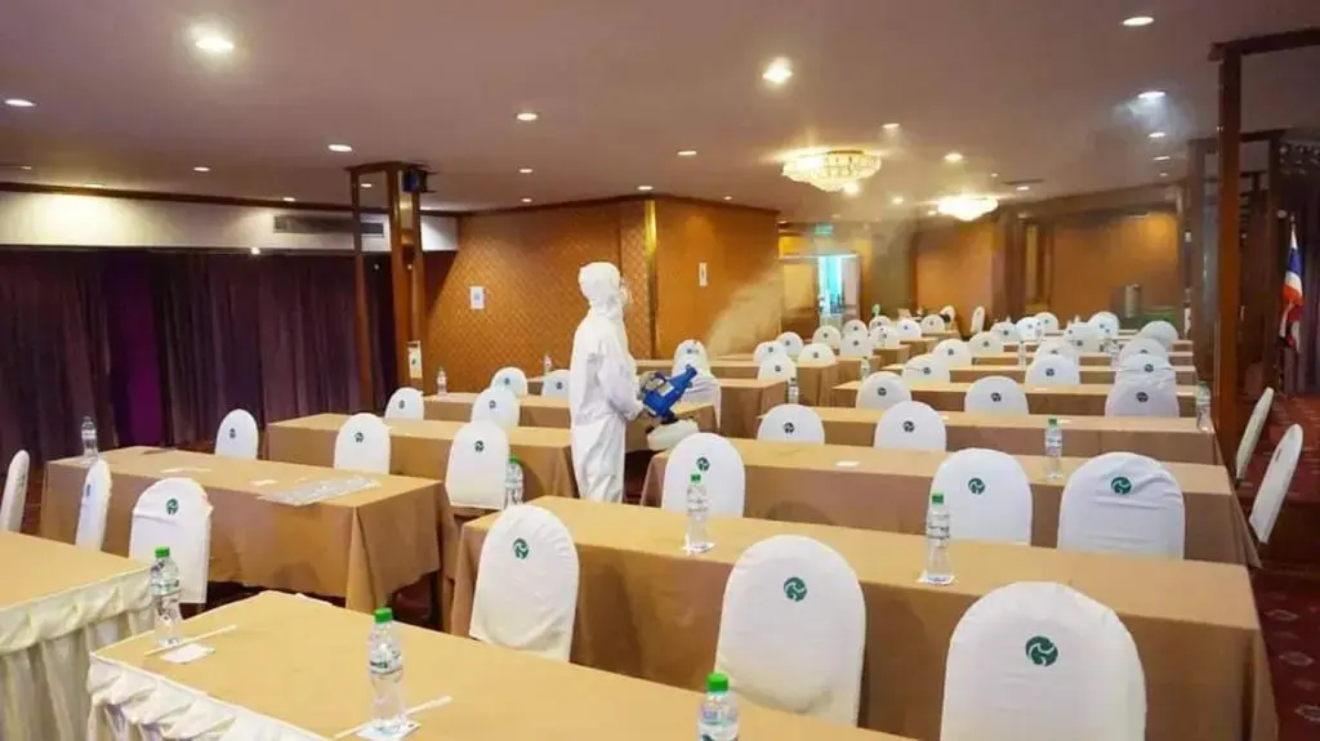 The Viangtak Riverside Hotel