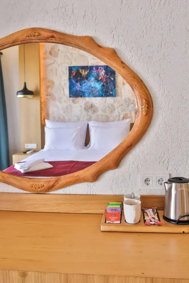 Atalante Hotel