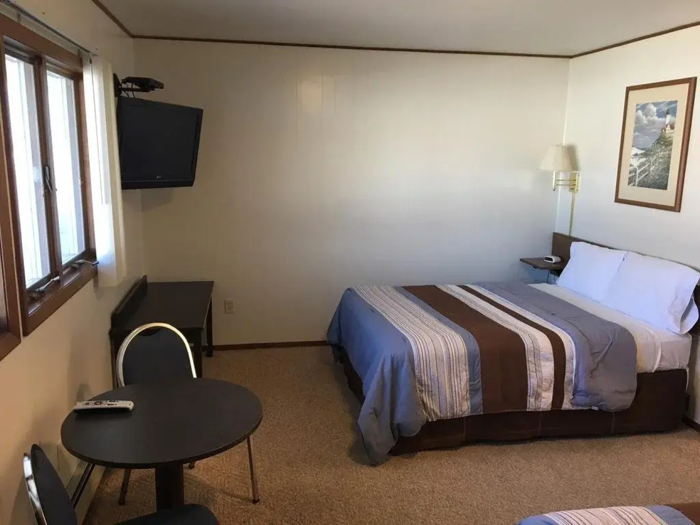 Coho Motel and Suites