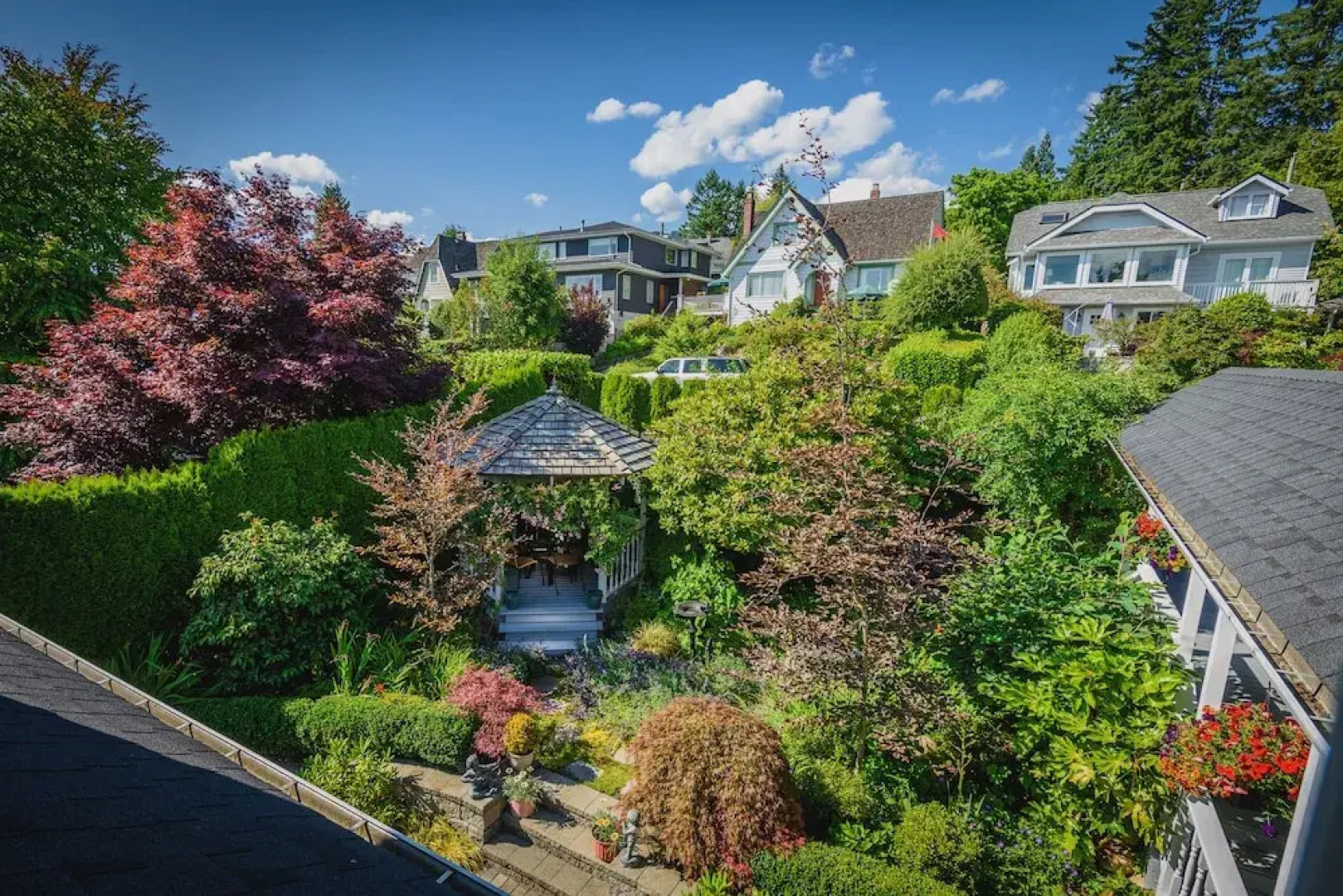 Crystal's View Bed & Breakfast