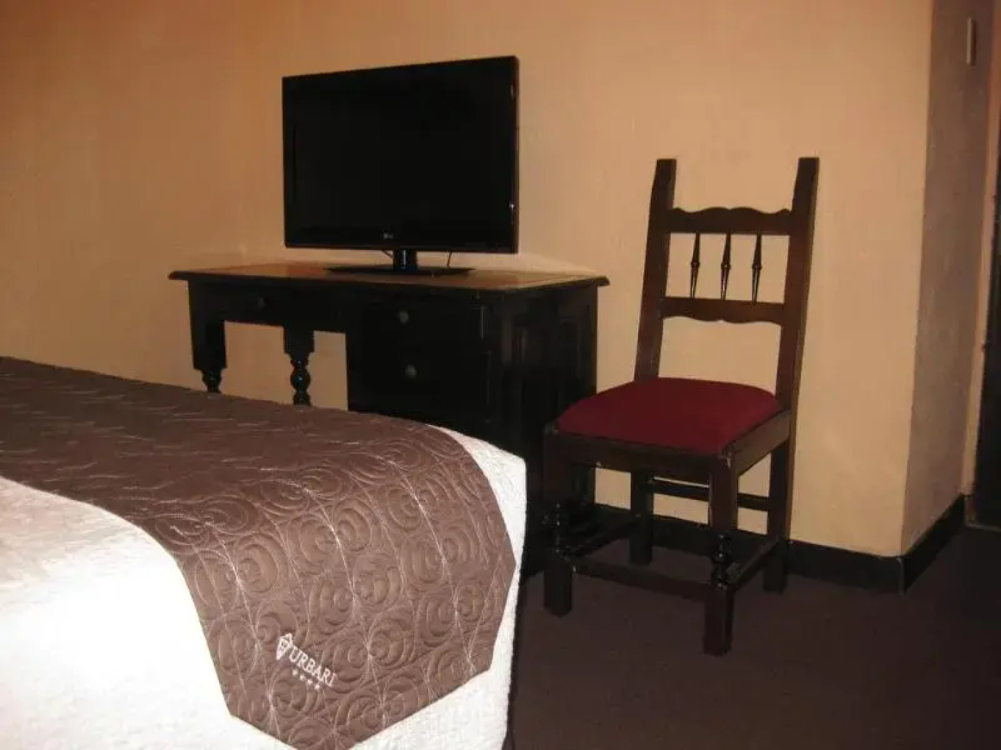 Urbari Apartment Hotel