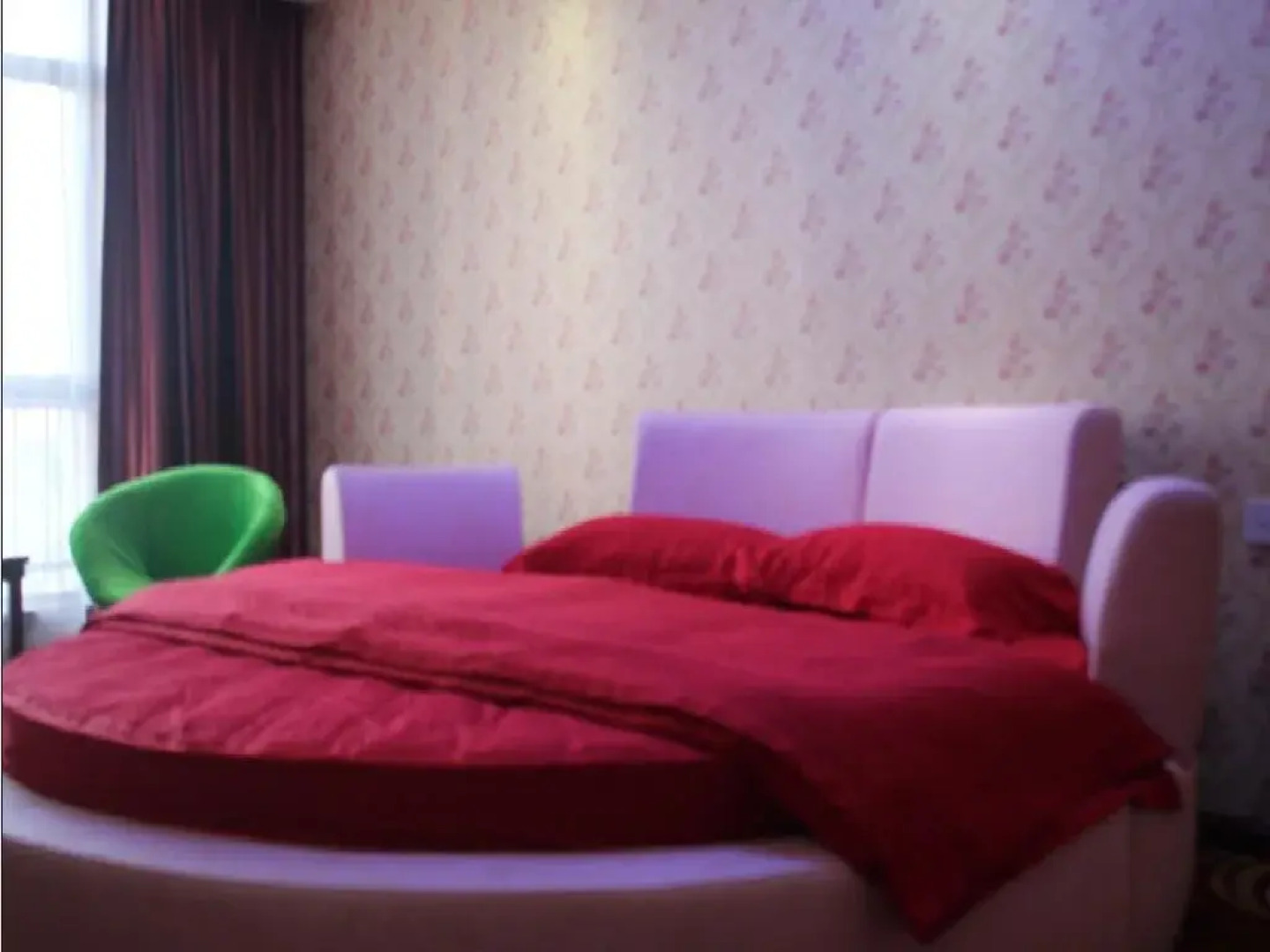 Fulin Business Hotel