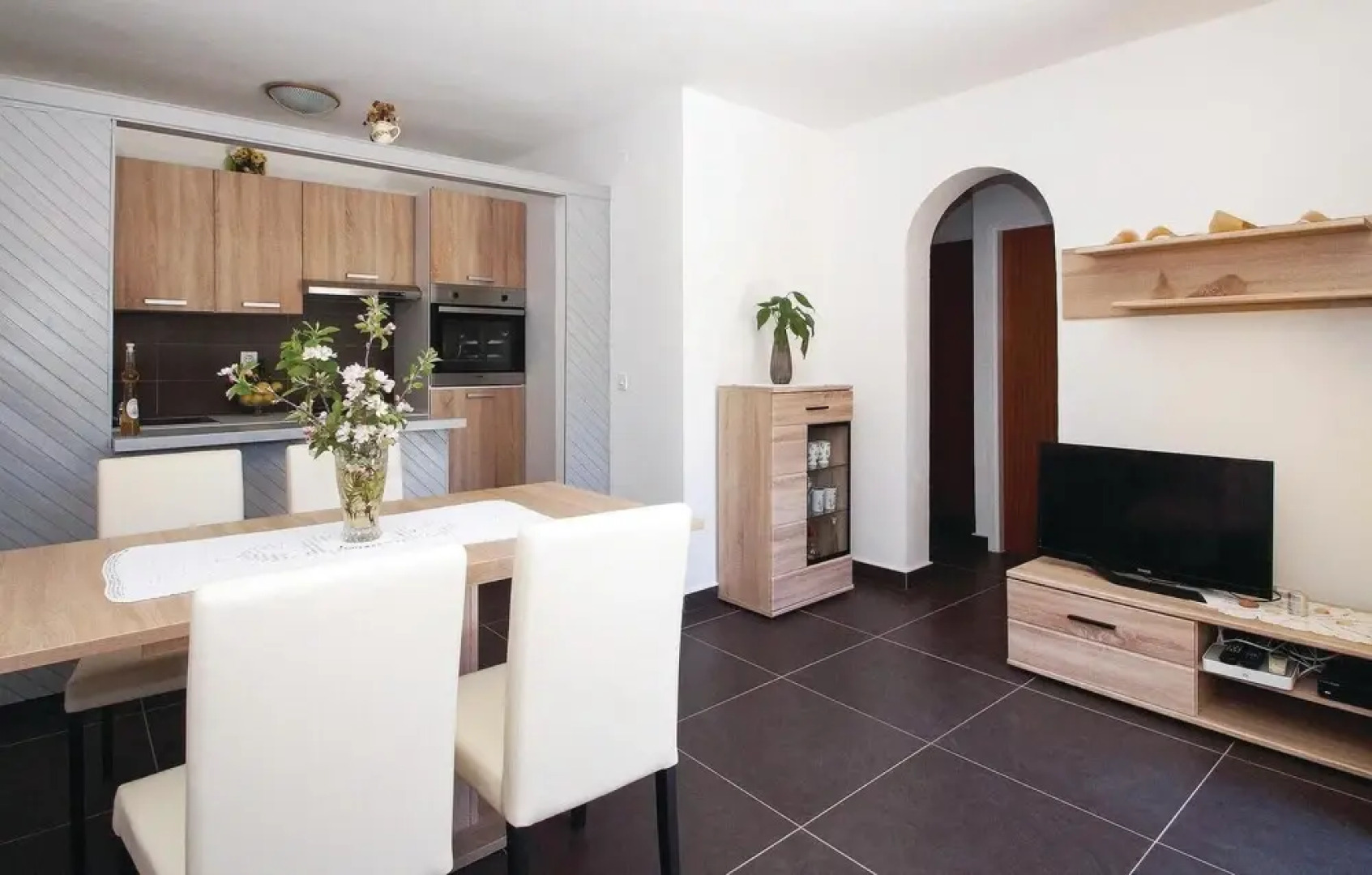 Awesome Home in Kneze With Wifi and 2 Bedrooms