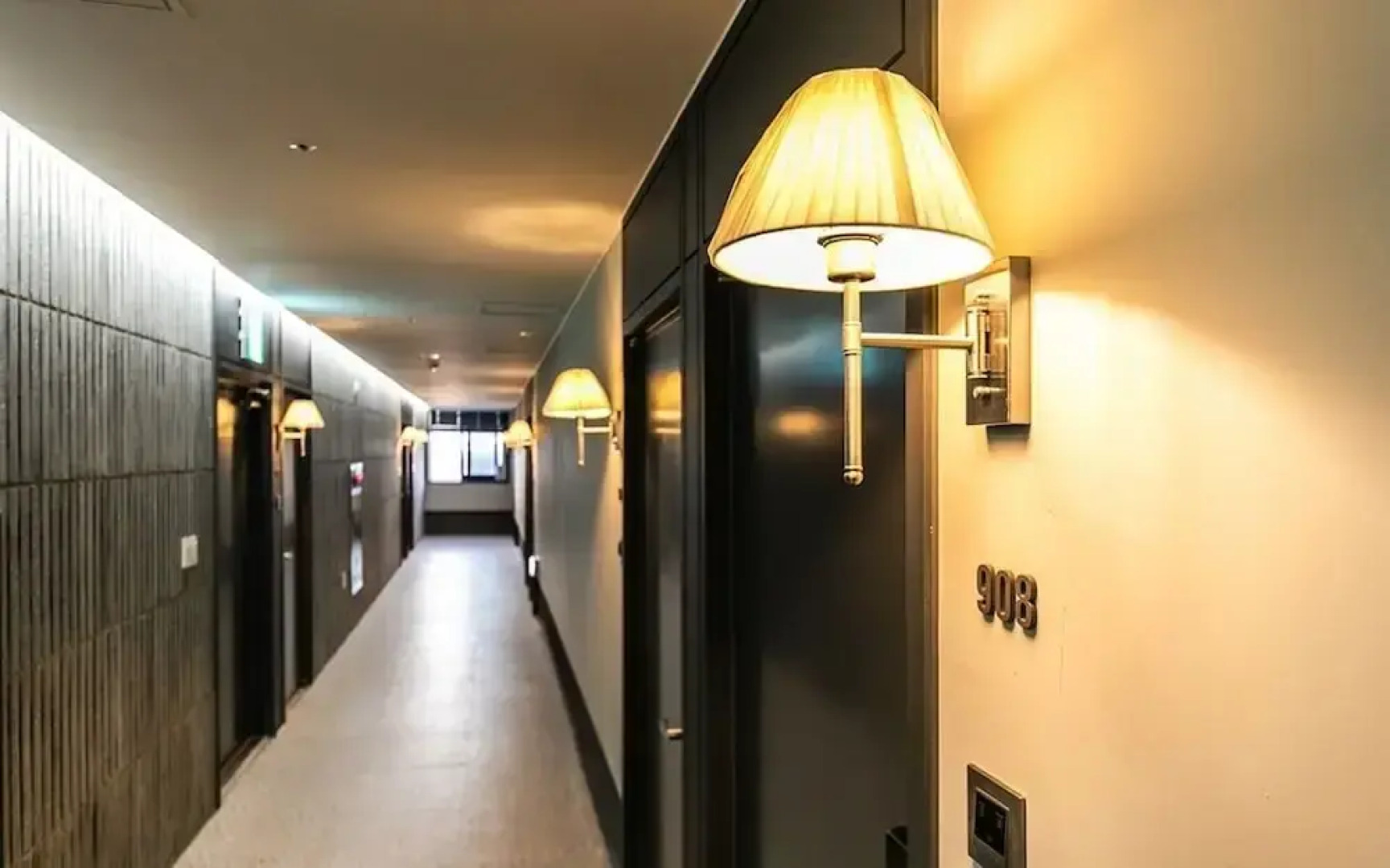 Brown Dot Hotel Jinju Chungmugong