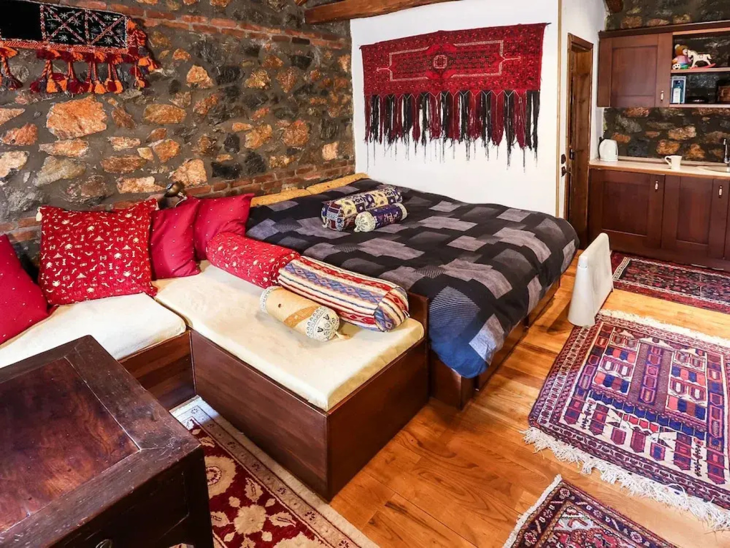 Exotic Holiday Home in Pella with Garden