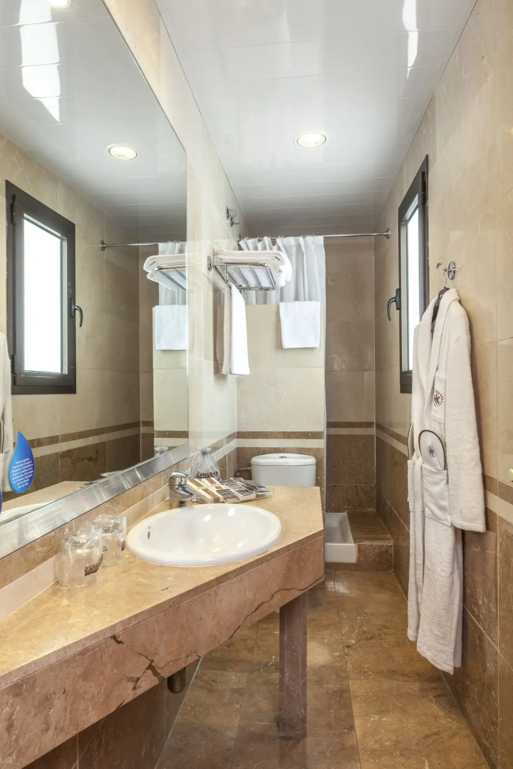 Catalonia Excelsior Hotel