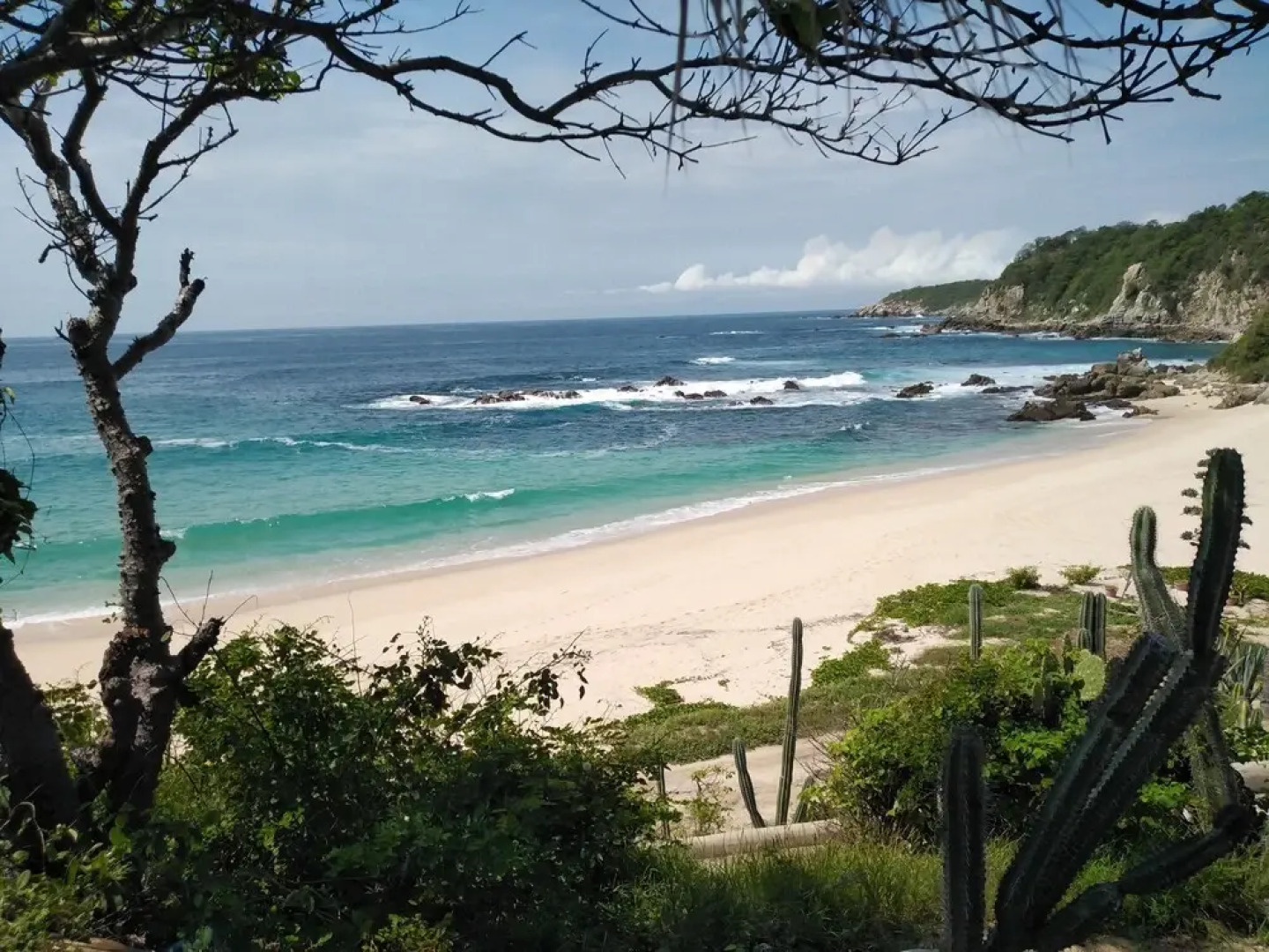 . Double Bed, Queen Size, Small Kitchen, Terrace, Wi-fi- air Condition. Quiet