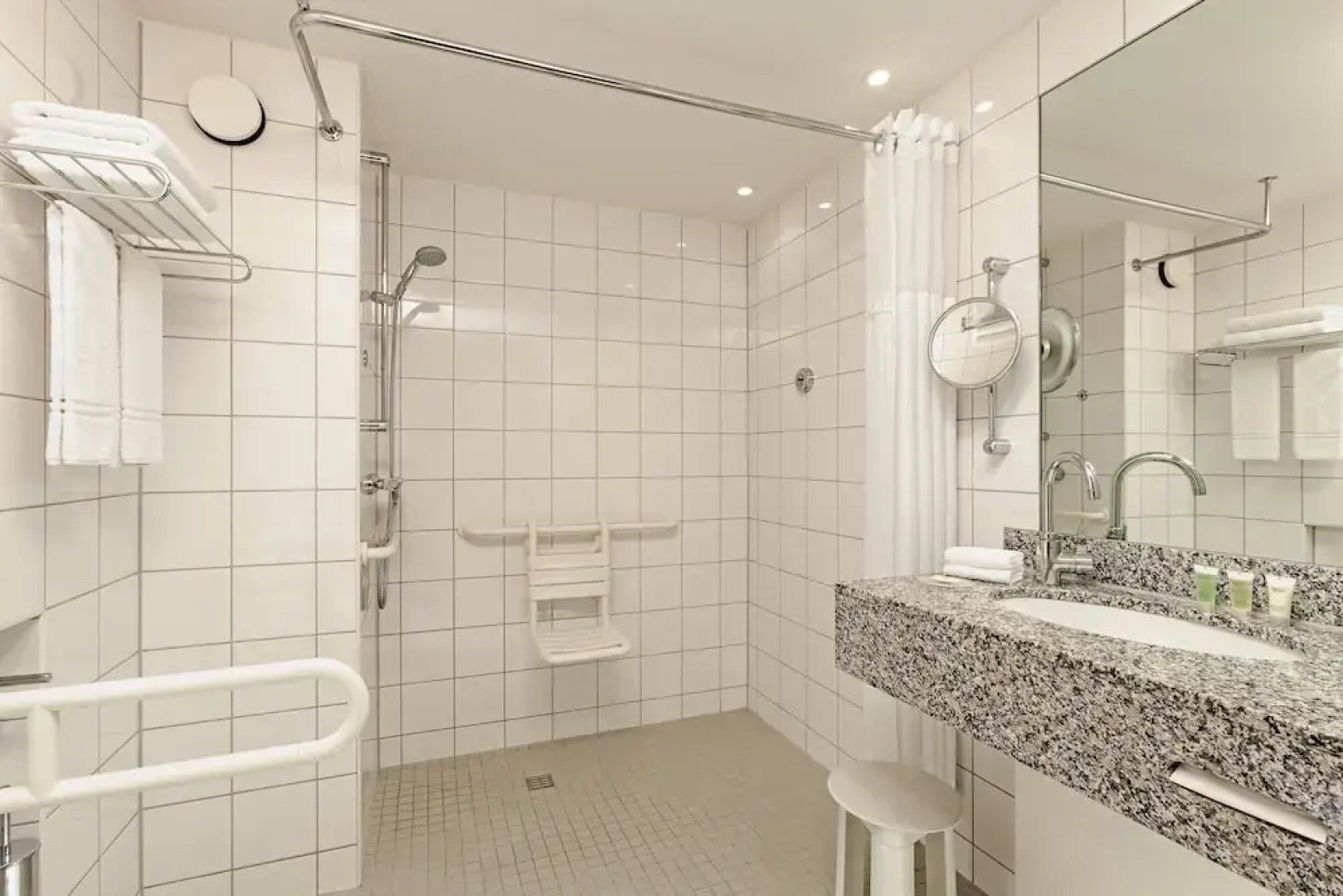 Courtyard by Marriott Düsseldorf Hafen