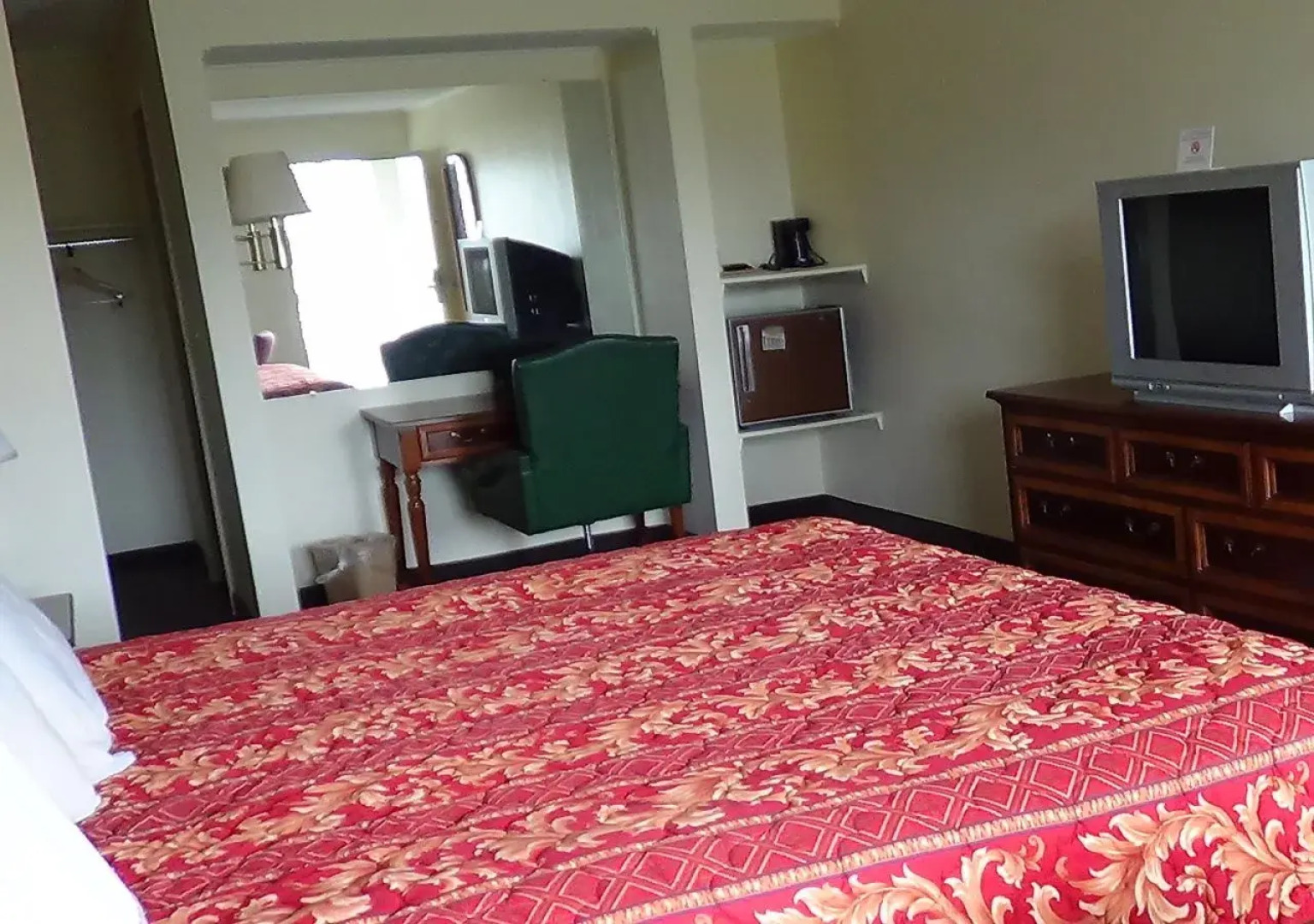 Interstate Inn Johnson City