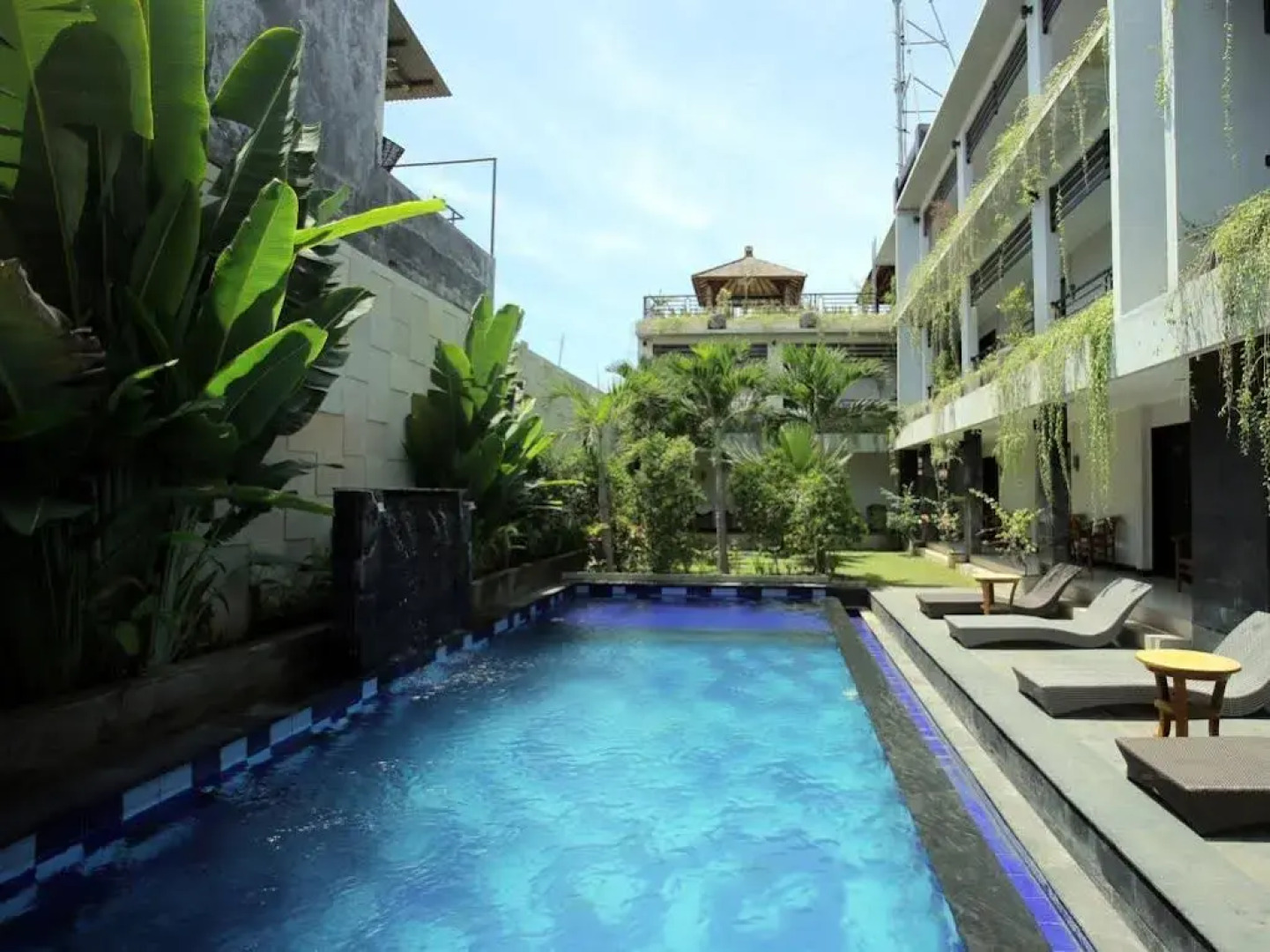 RedDoorz @ Nakula Timur