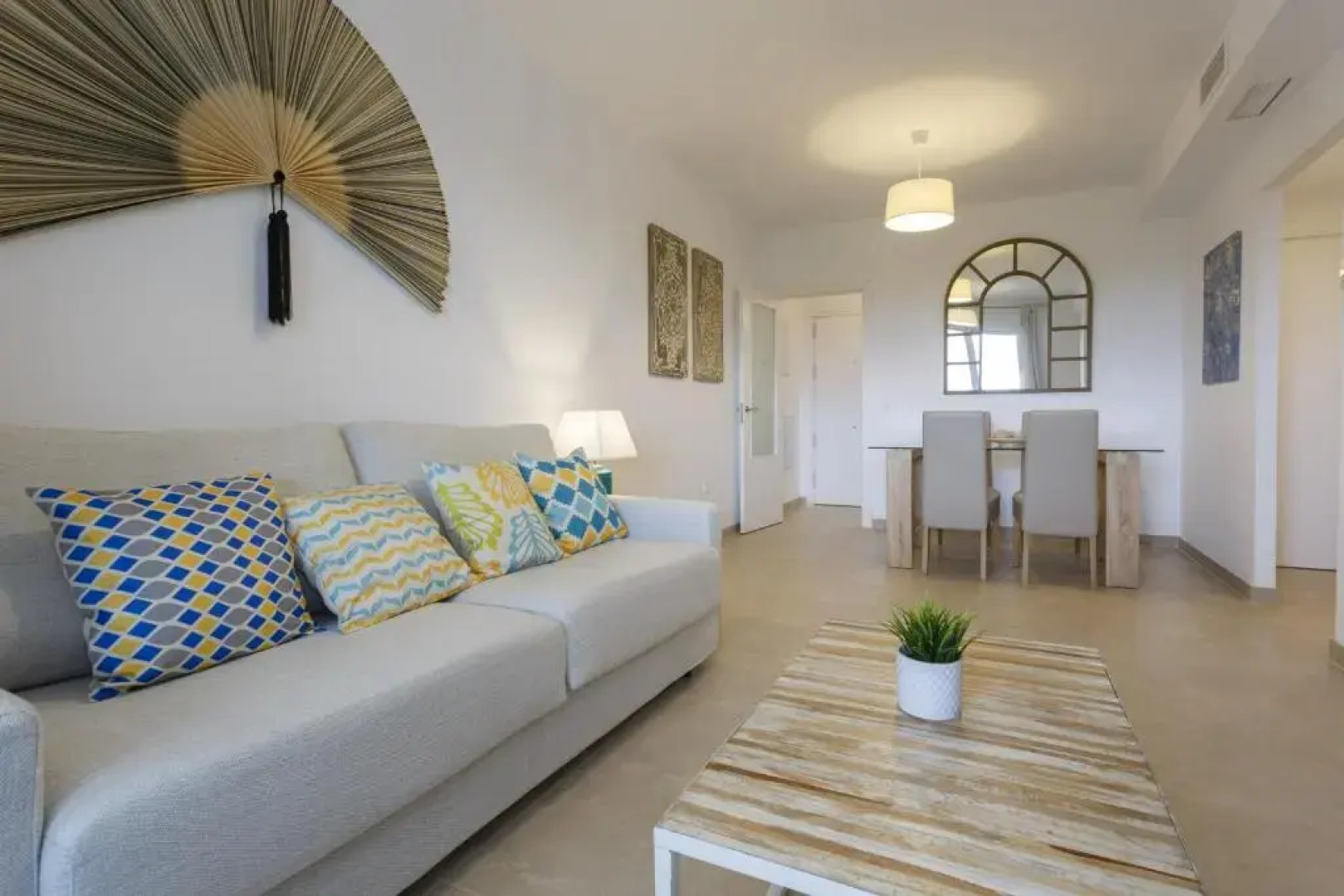 PALMERAS-CANDOR free parking by Cadiz4Rentals