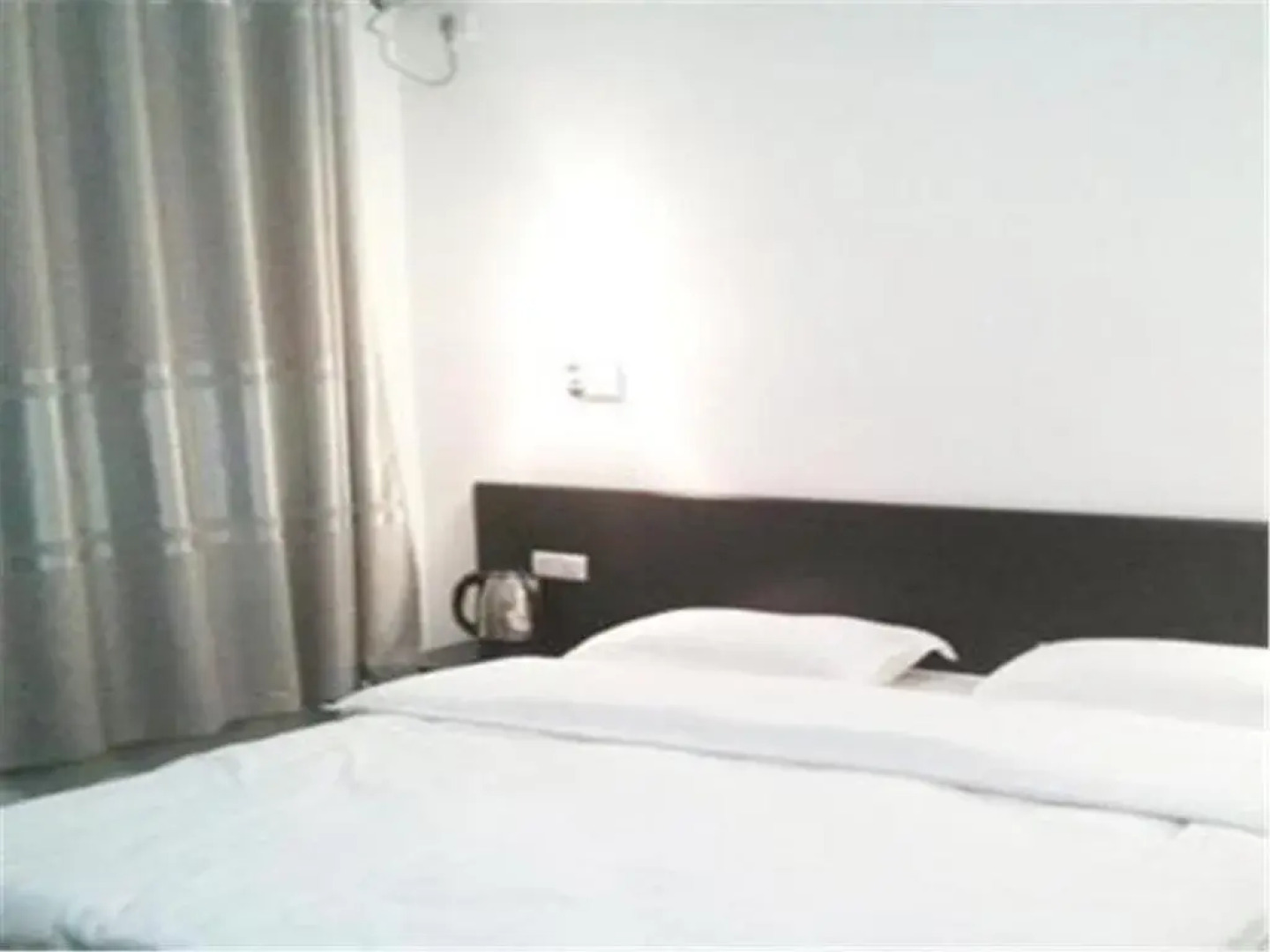 Fengxin Business Hotel